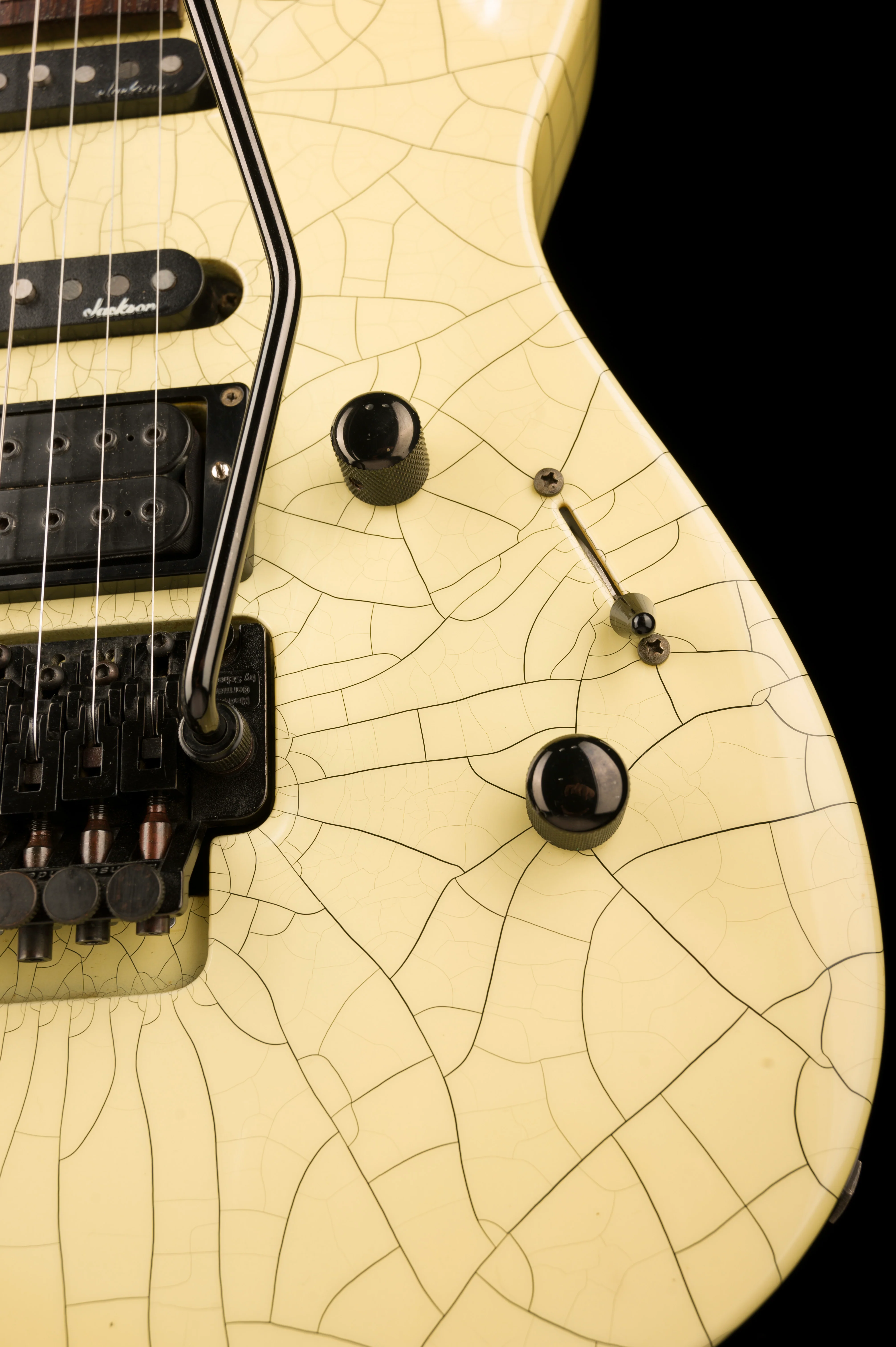 Pre Owned '90s Charvel 375 Deluxe Desert Crackle With HSC - Image 8