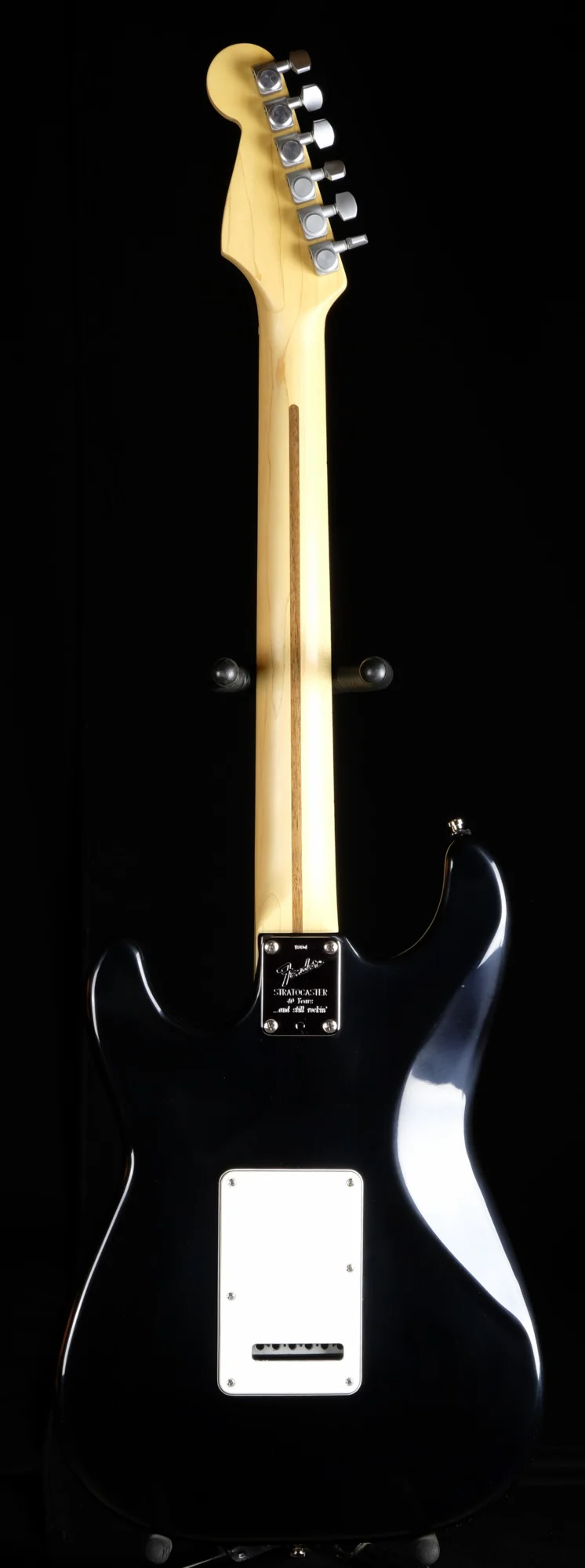 Pre Owned '93 Fender 40th Anniversary Limited Run Stratocaster Aluminum Purple Body OHSC - Image 7