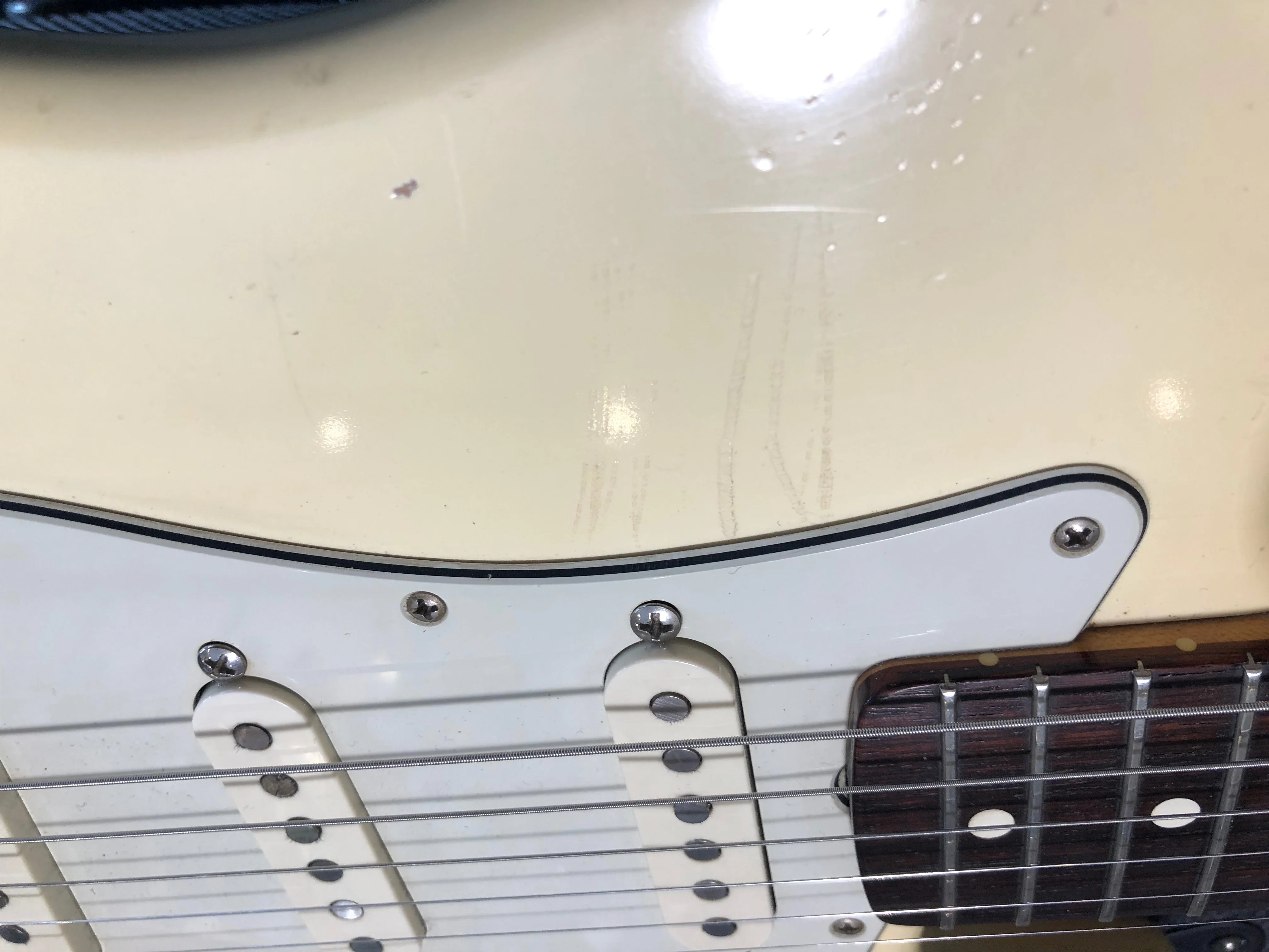 Pre Owned '98 Fender Custom Shop Vince Cunetto Era Relic Stratocaster Olympic White - Image 14