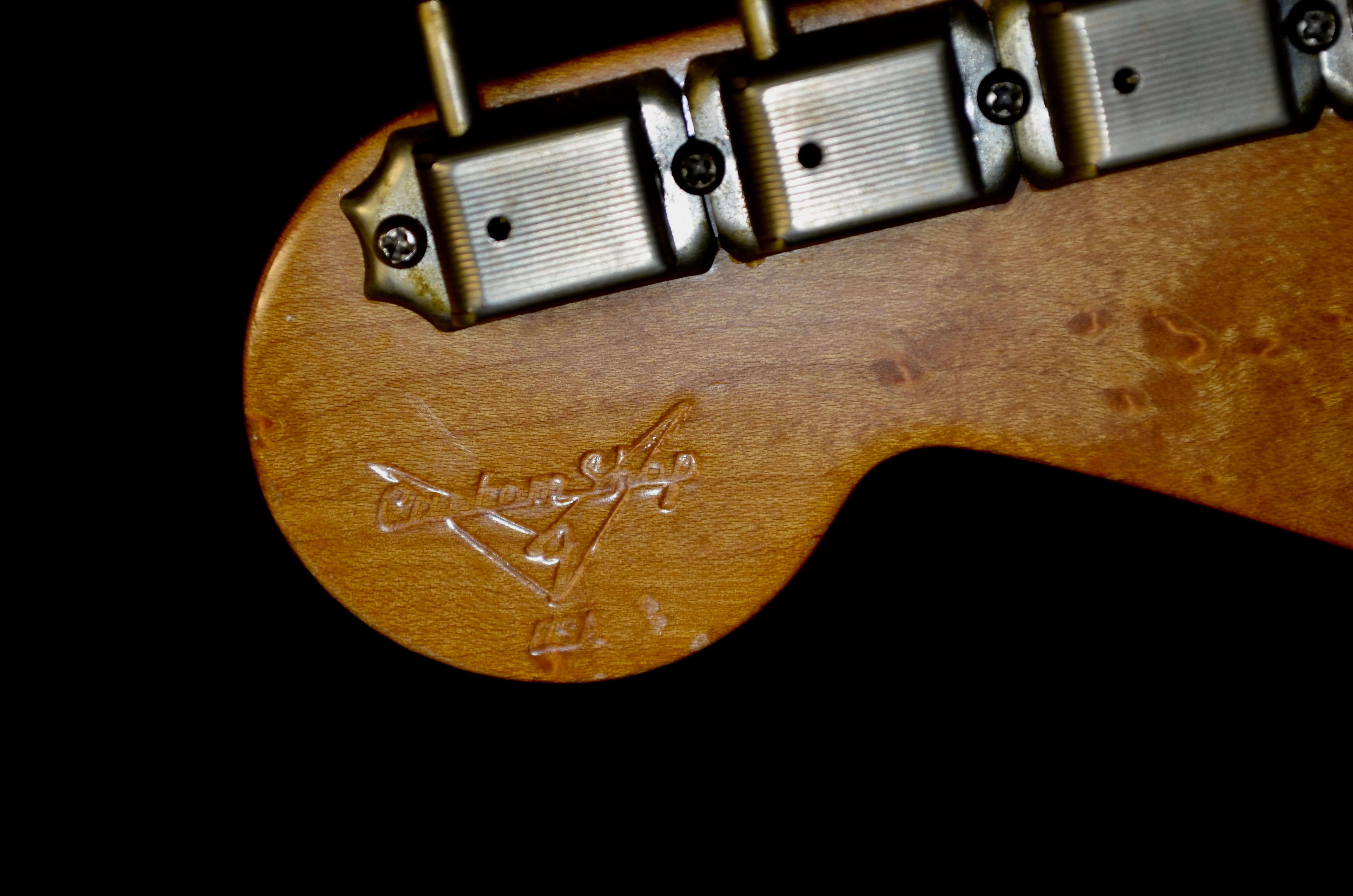Pre Owned '98 Fender Custom Shop Vince Cunetto Era Relic Stratocaster Olympic White - Image 9