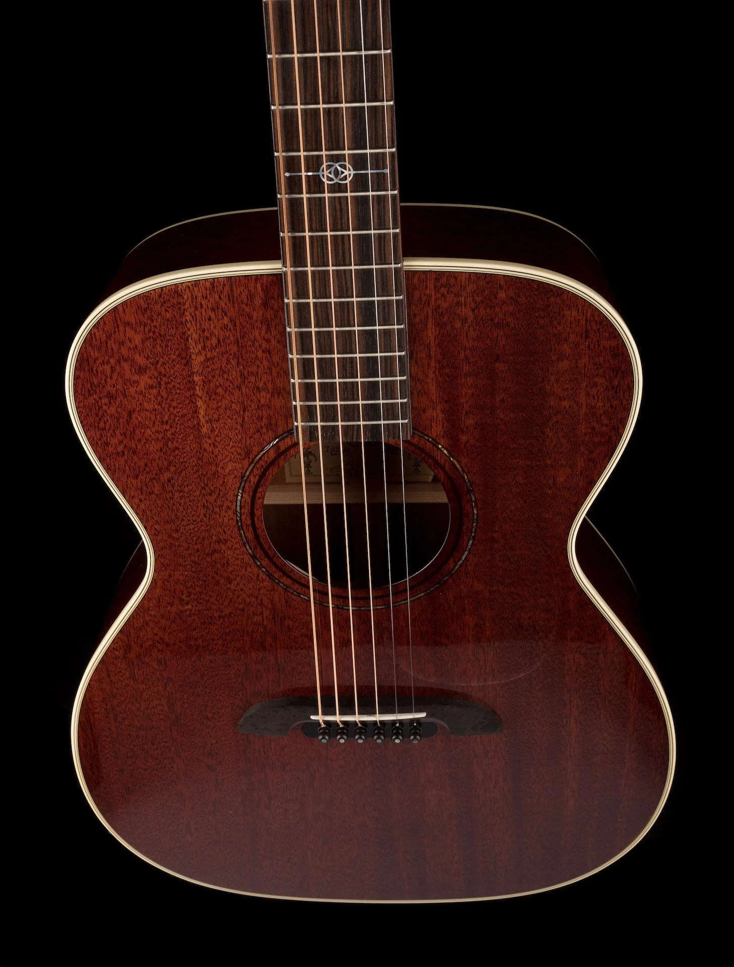 Pre Owned Alvarez Yairi FYM66HD OM Honduran Mahogany Acoustic Guitar With Case - Image 4