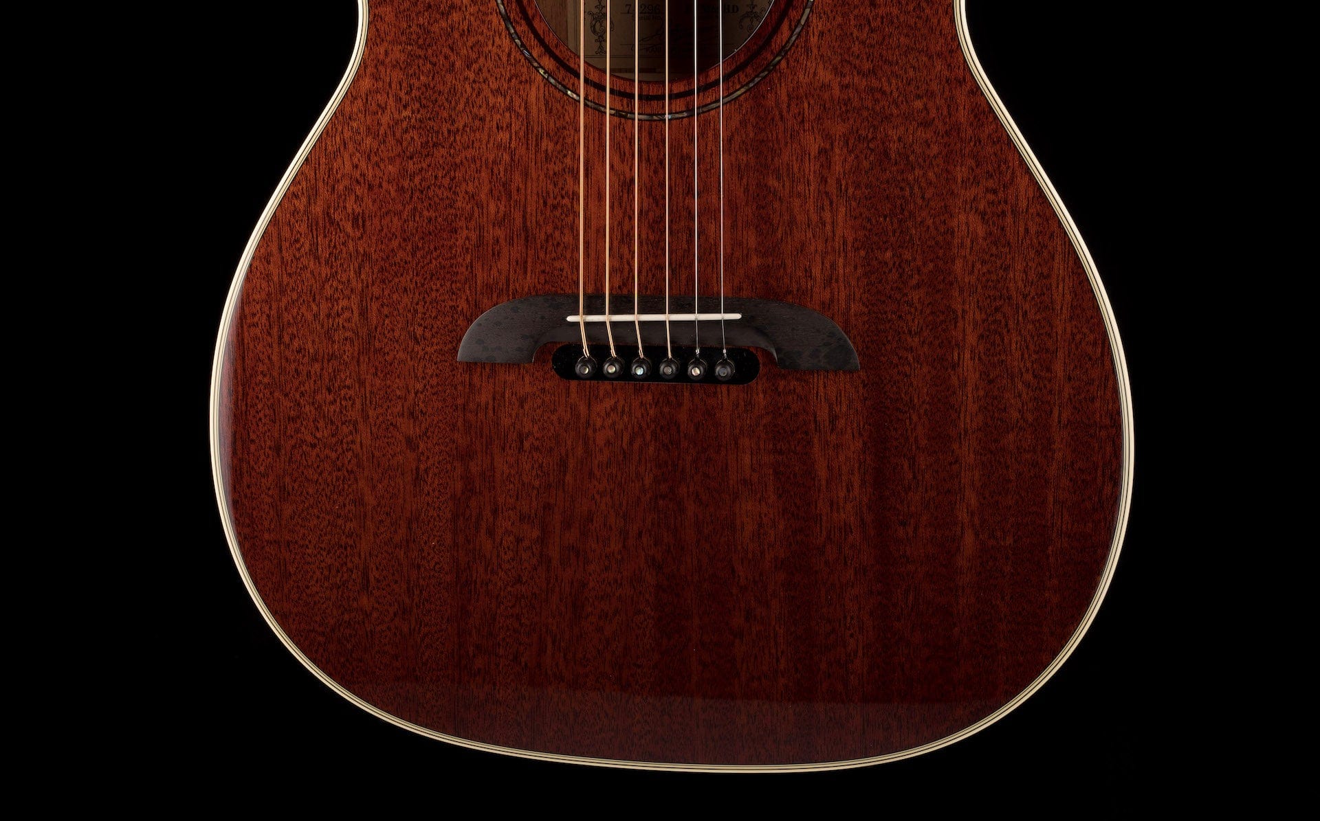 Pre Owned Alvarez Yairi FYM66HD OM Honduran Mahogany Acoustic Guitar With Case - Image 5