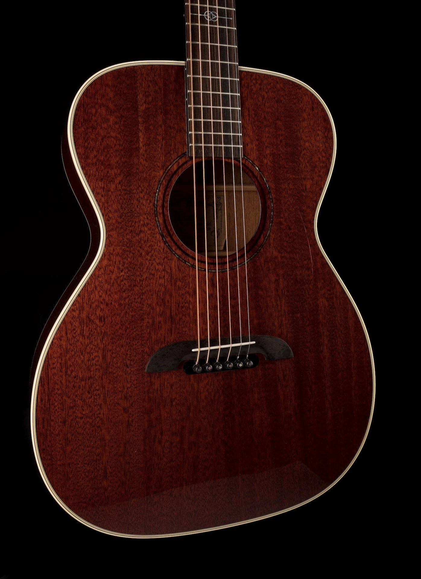 Pre Owned Alvarez Yairi FYM66HD OM Honduran Mahogany Acoustic Guitar With Case - Image 9