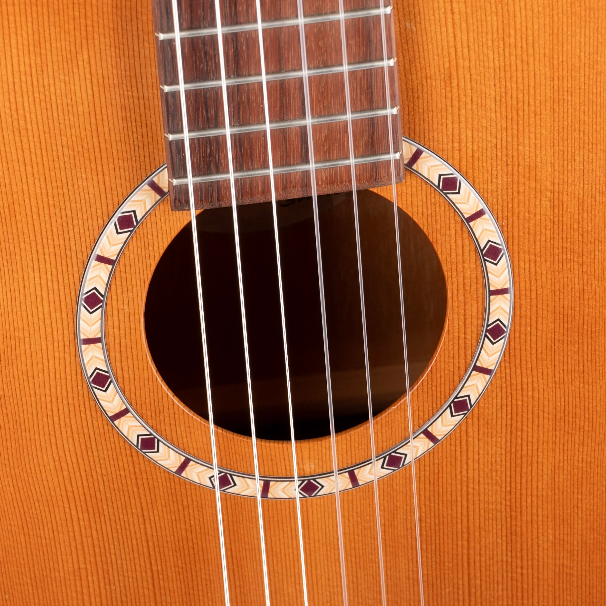 Pre Owned Art and Lutherie AMI Nylon String Parlor Guitar Natural With Gig Bag - Image 4