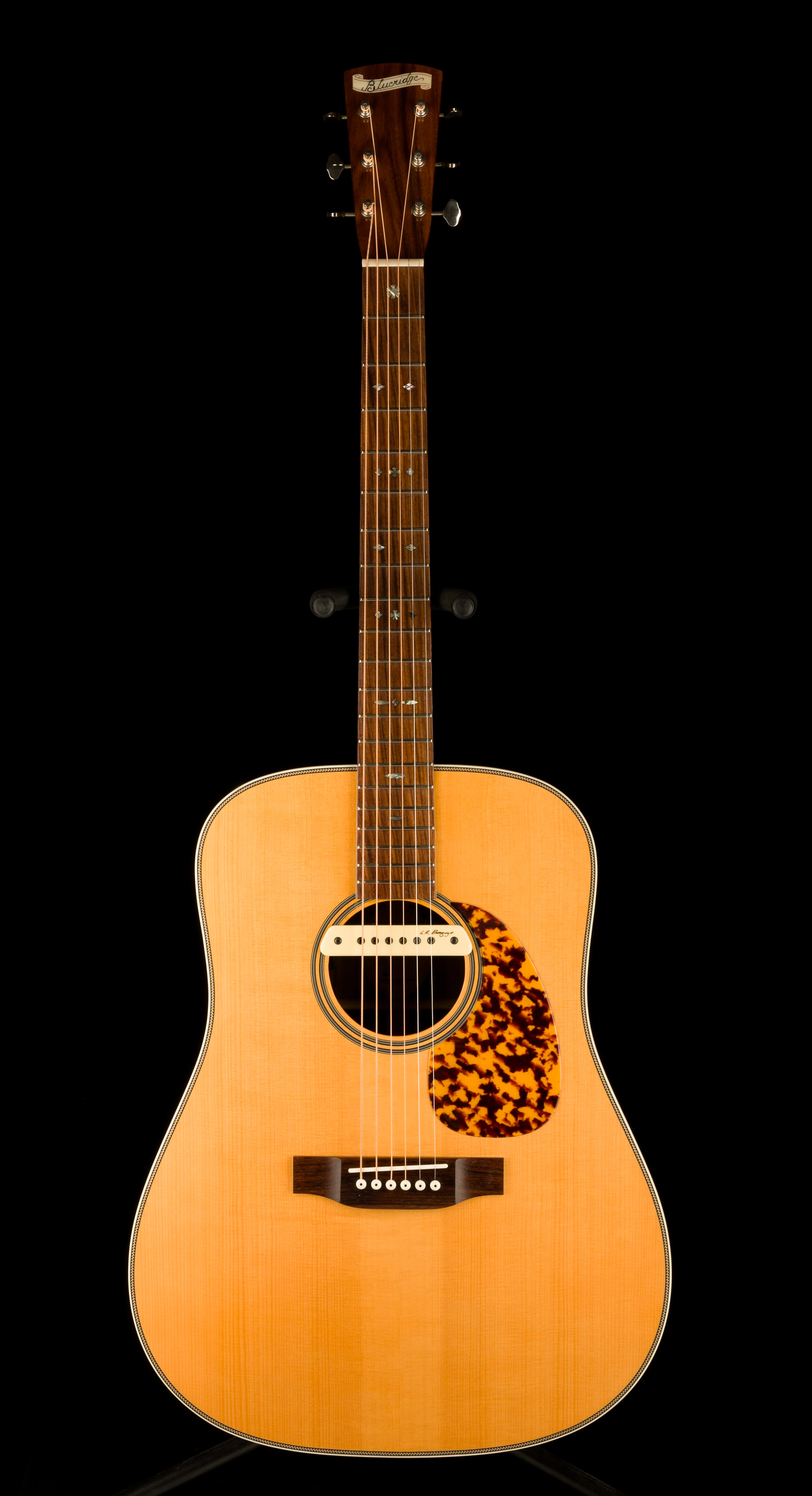 Pre Owned Blueridge BR-160A Acoustic Guitar With Pickup And HSC - Image 2