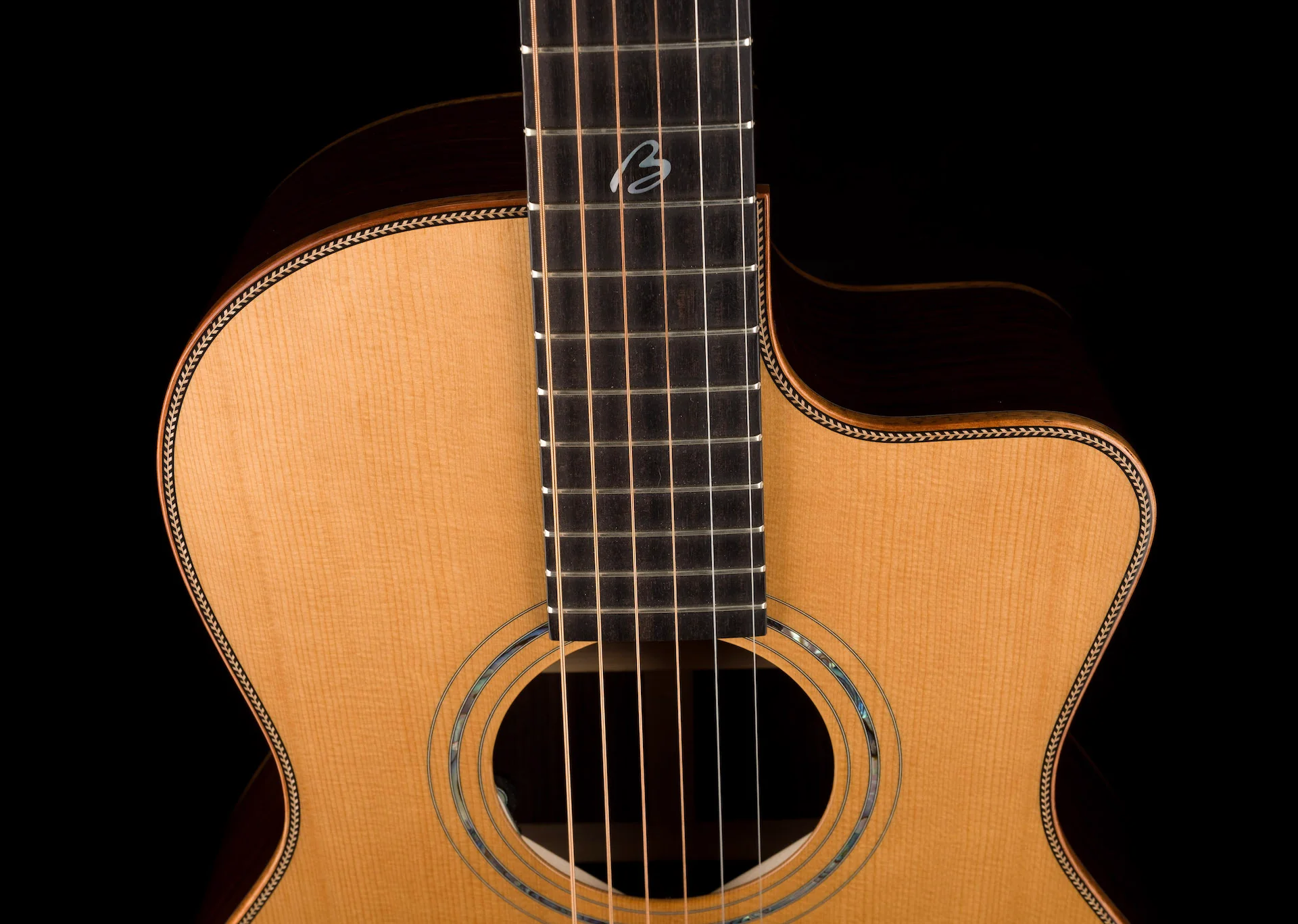 Pre Owned Boucher J.P. Cormier 000-12 Fret (12FTB) Natural Acoustic Electric With OHSC - Image 3
