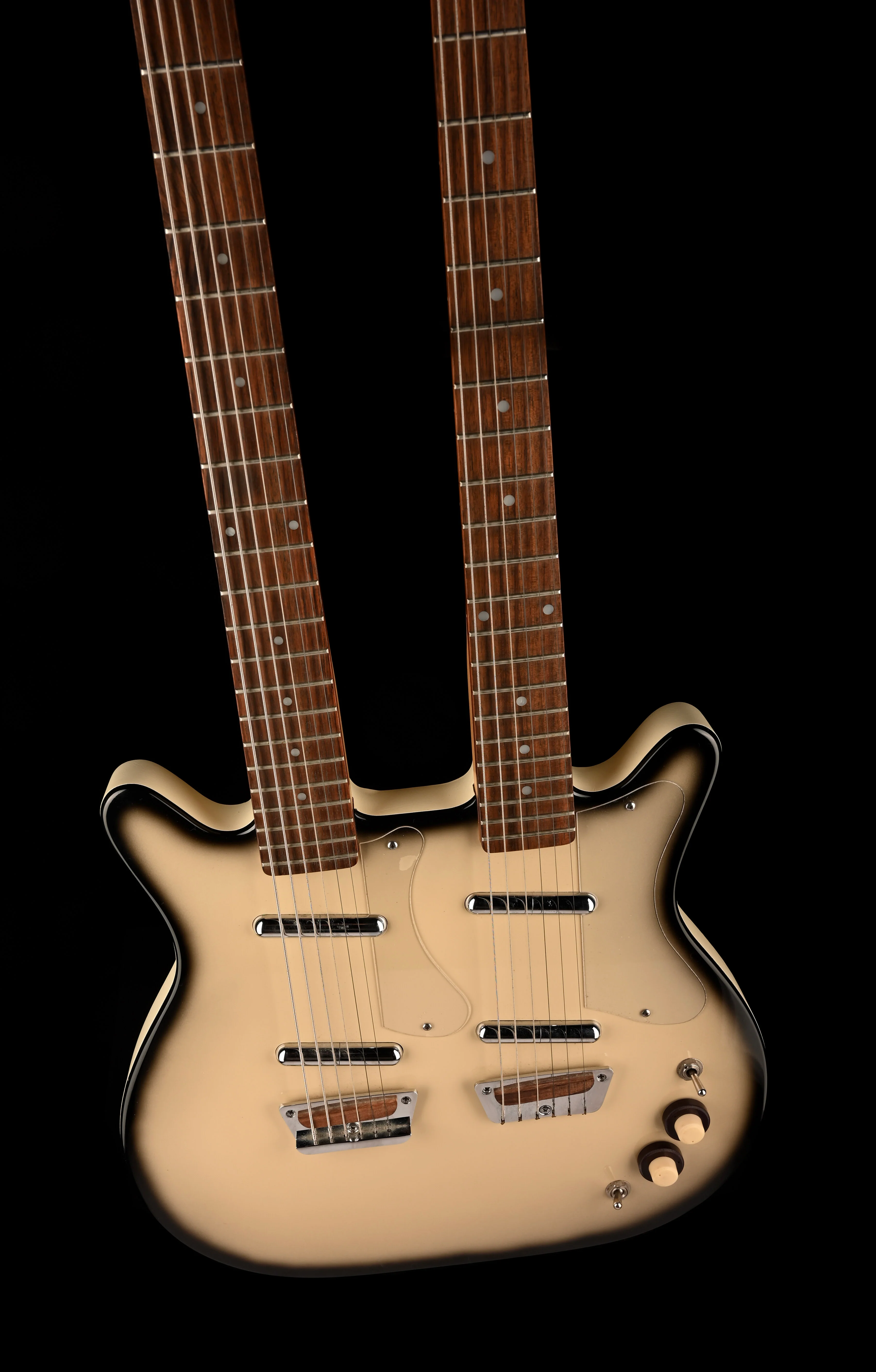 Pre Owned Danelectro Baritone/6-String Doubleneck Antigua With Gig Bag - Image 4