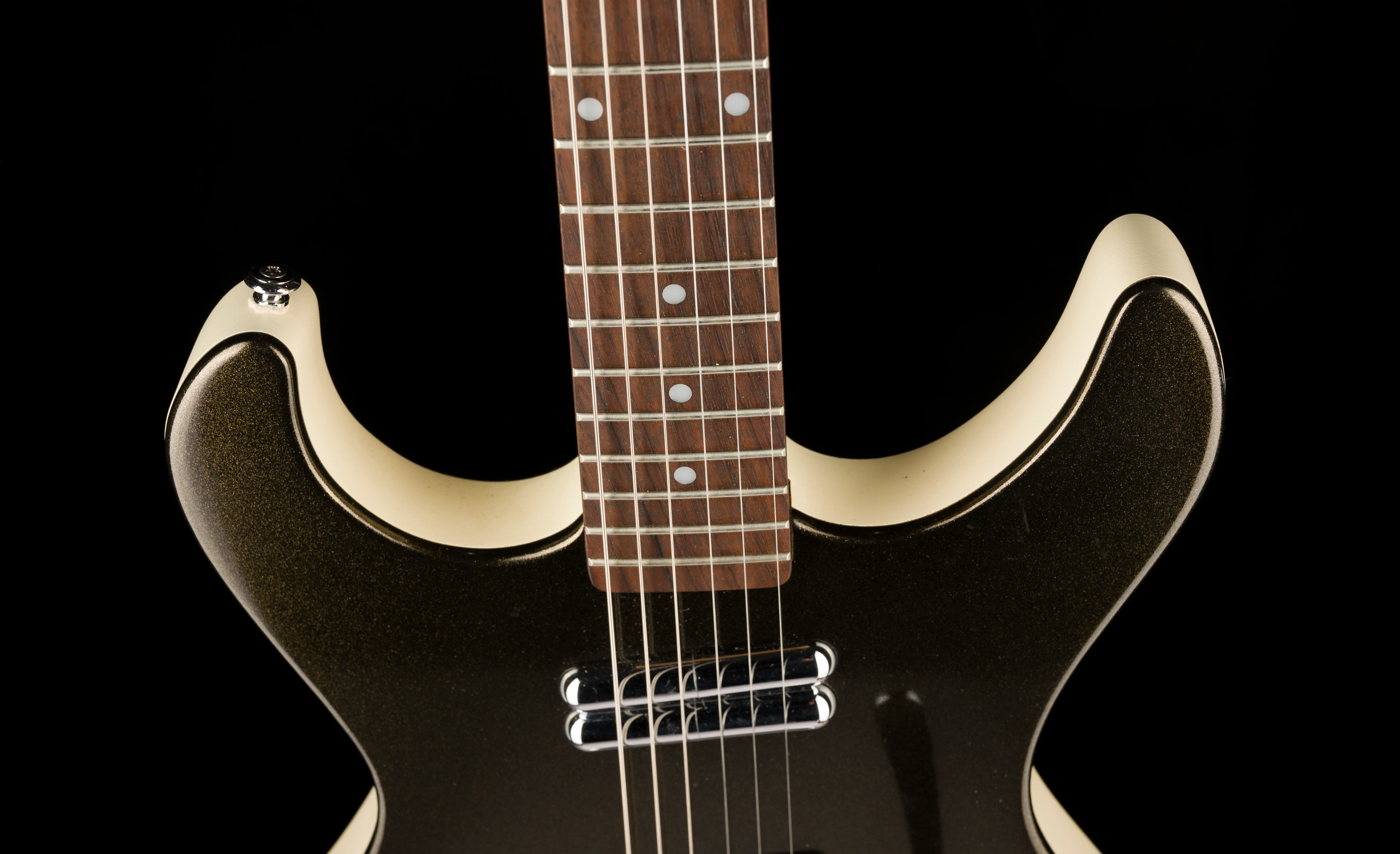 Pre Owned Danelectro Hodad Black Sparkle With Gig Bag - Image 3