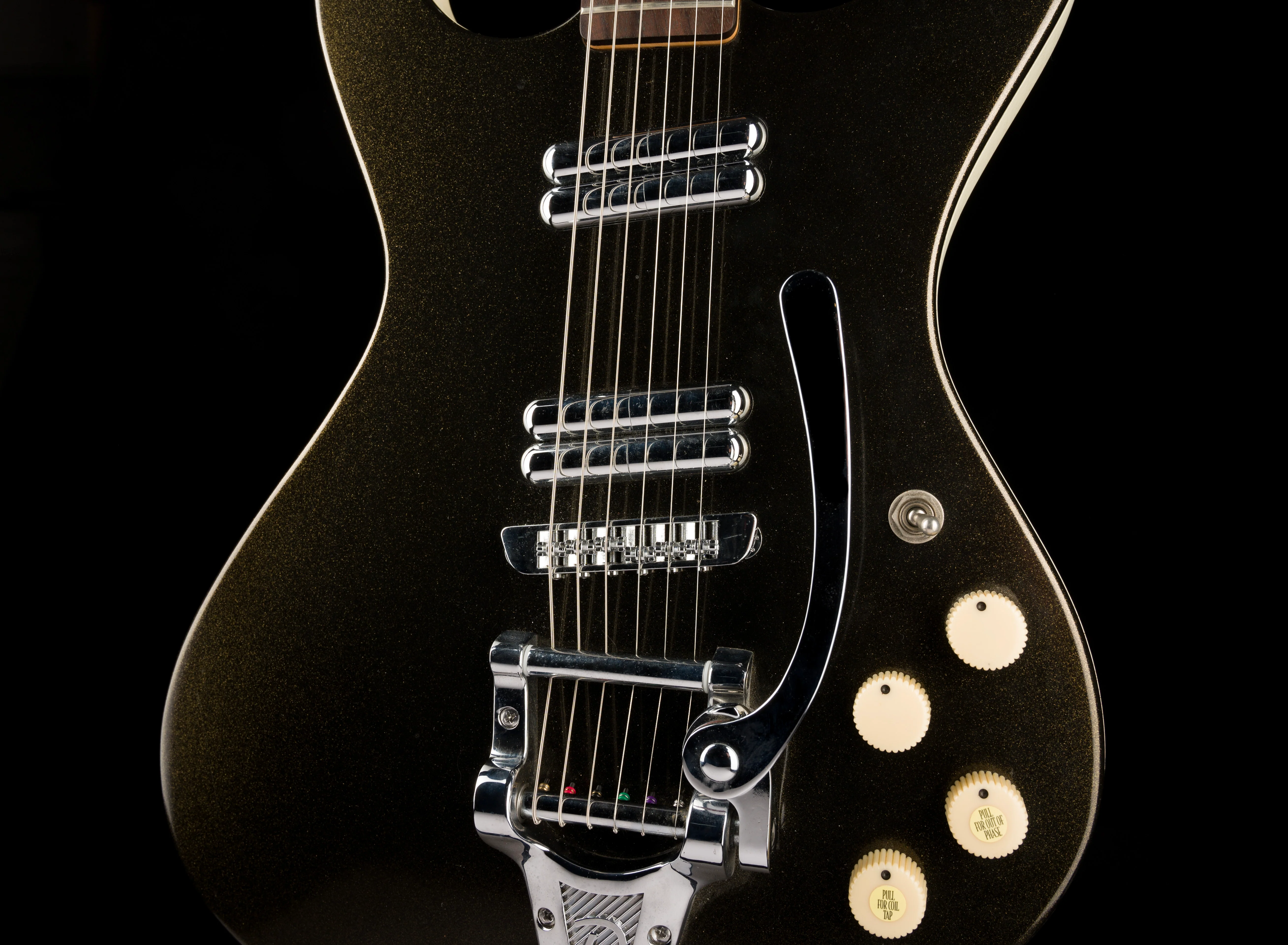 Pre Owned Danelectro Hodad Black Sparkle With Gig Bag - Image 6