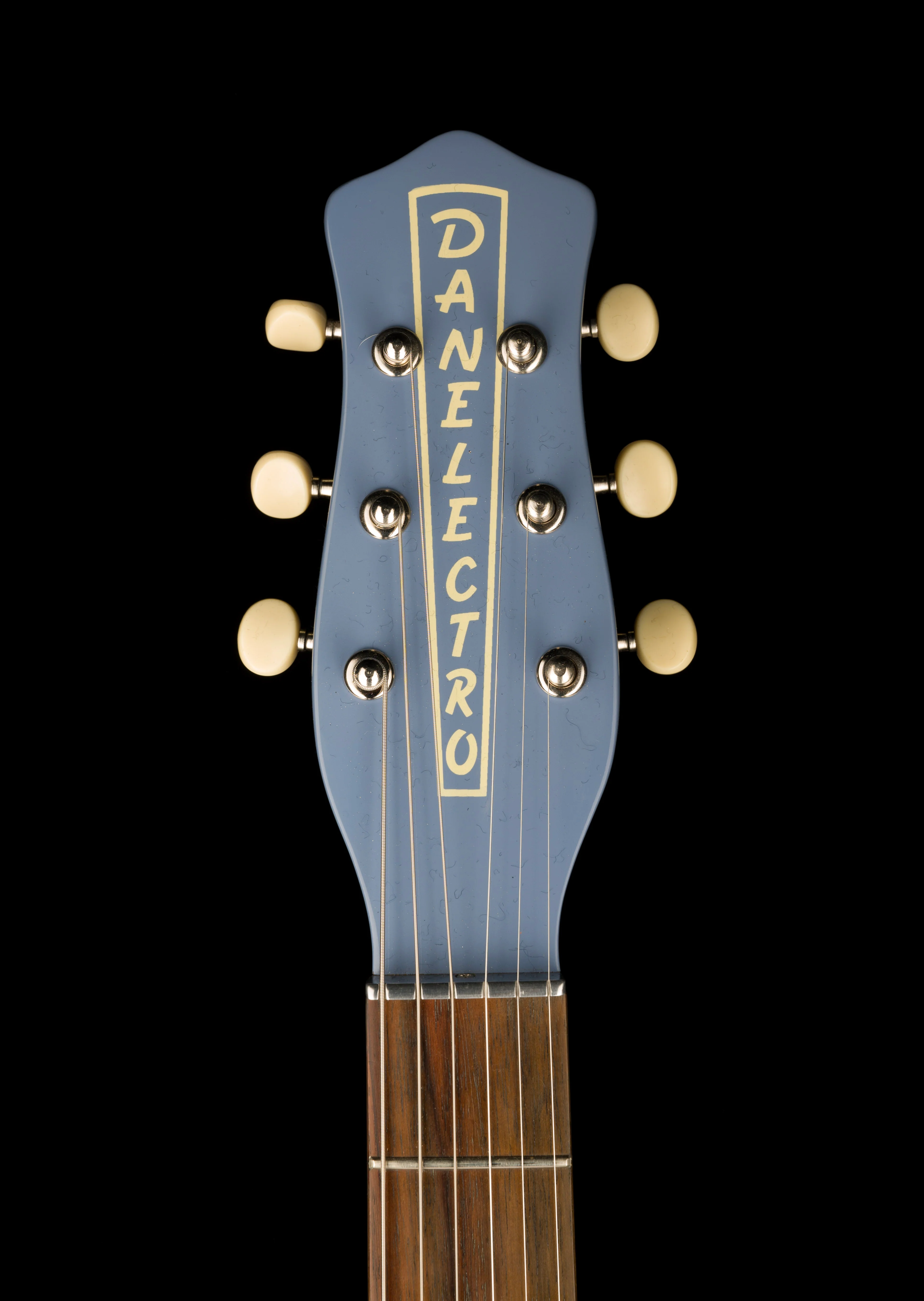 Pre Owned Danelectro U-2 ‘56 Single Cut Electric Guitar Blue With Gig Bag - Image 12