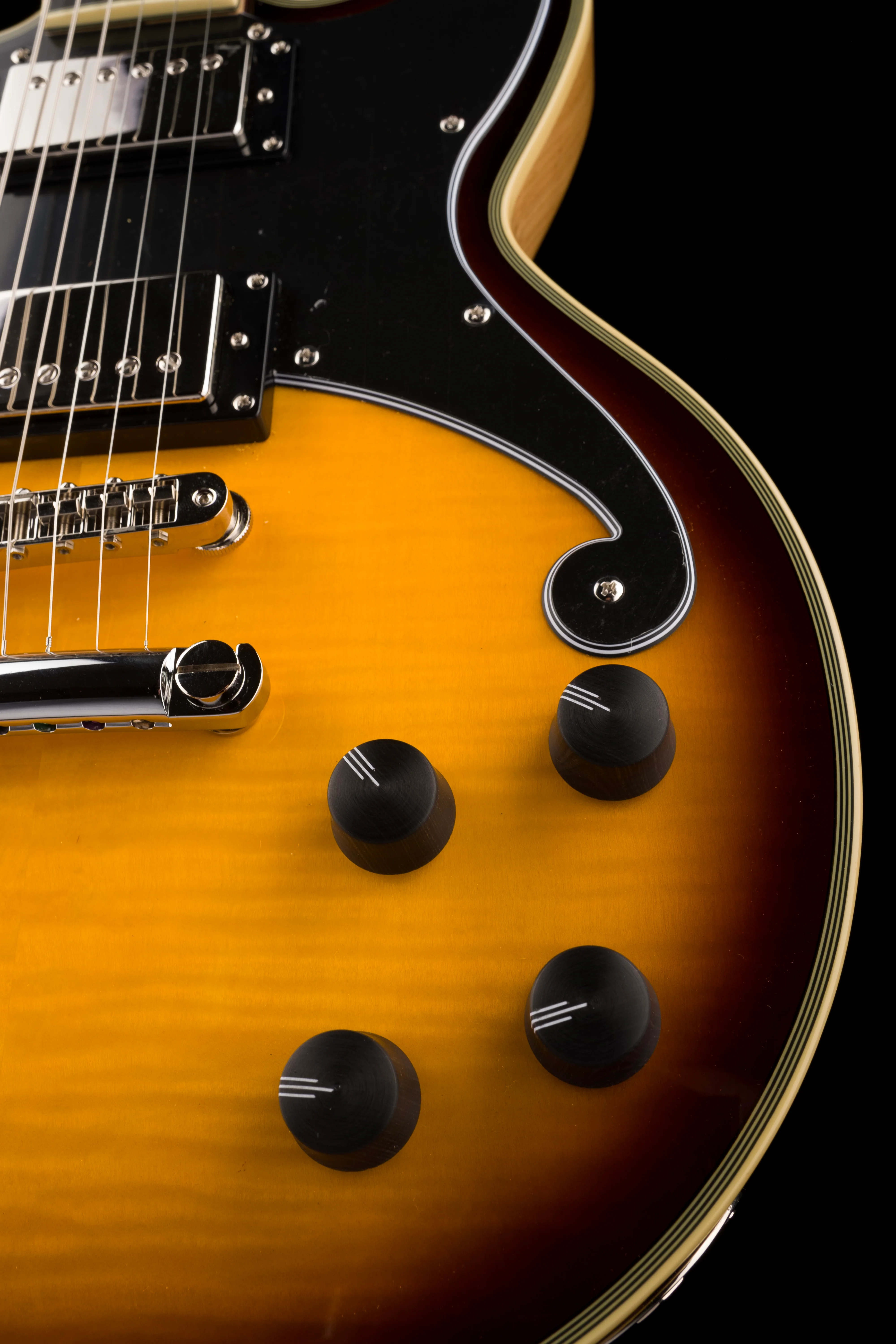 Pre Owned D'Angelico Deluxe Brighton Sunburst With OHSC - Image 8