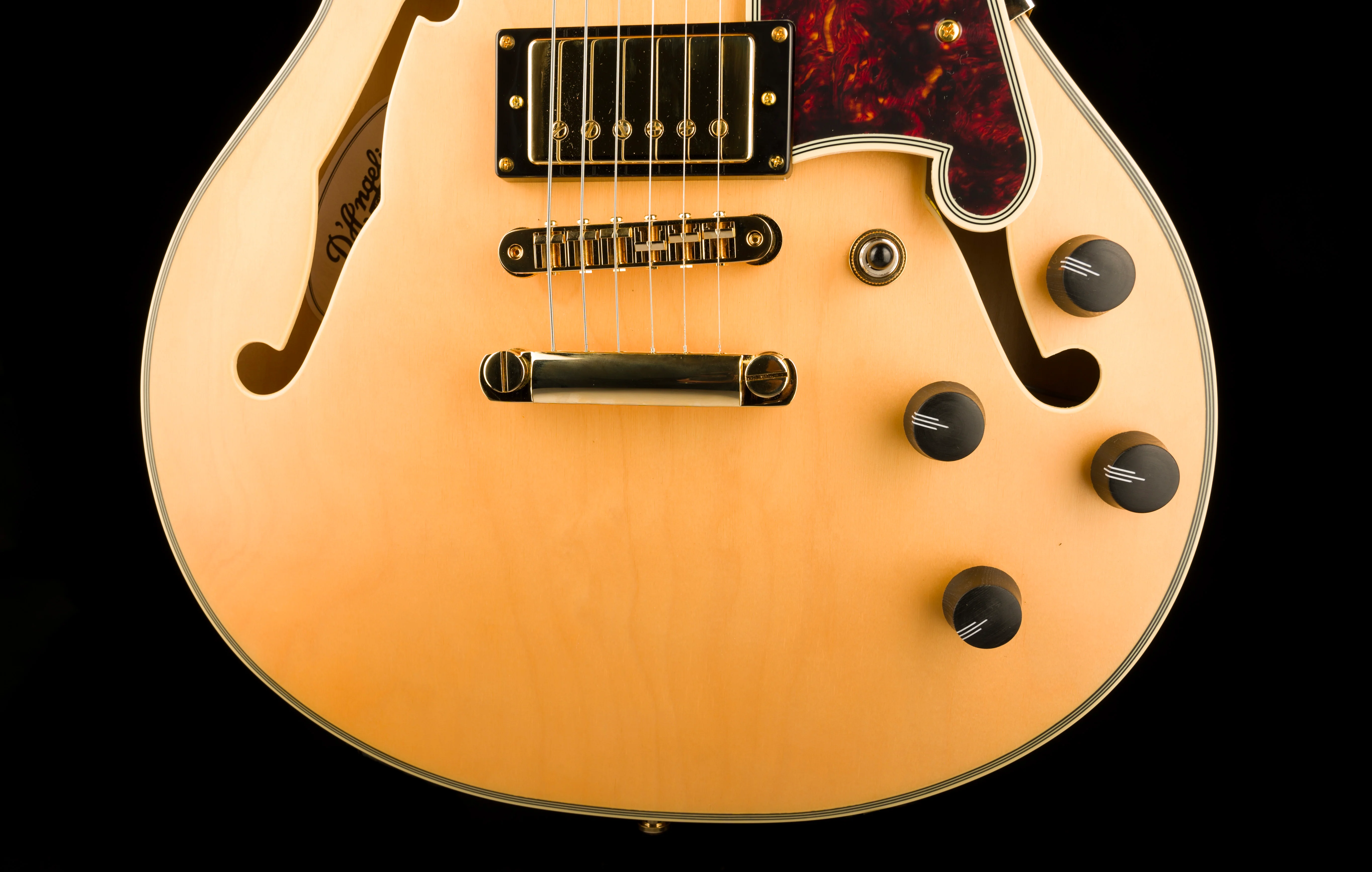 Pre Owned D'Angelico Deluxe Mini DC Natural With OHSC - Image 5