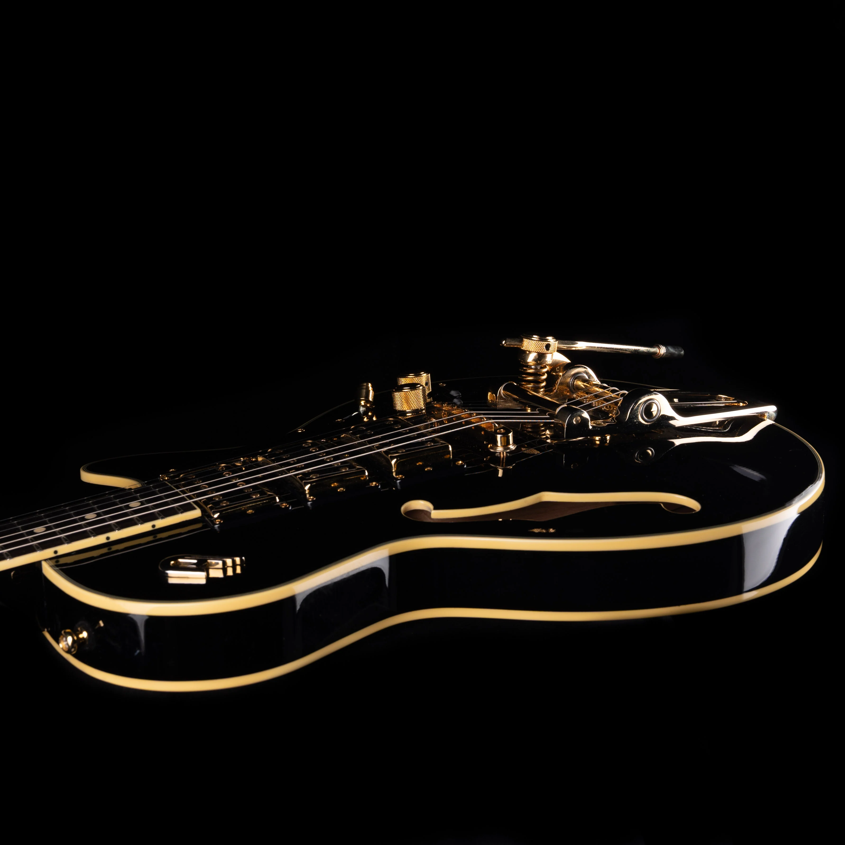 Pre Owned Dusenberg Starplayer TV Custom Semi-Hollow Body Black With OHSC - Image 7