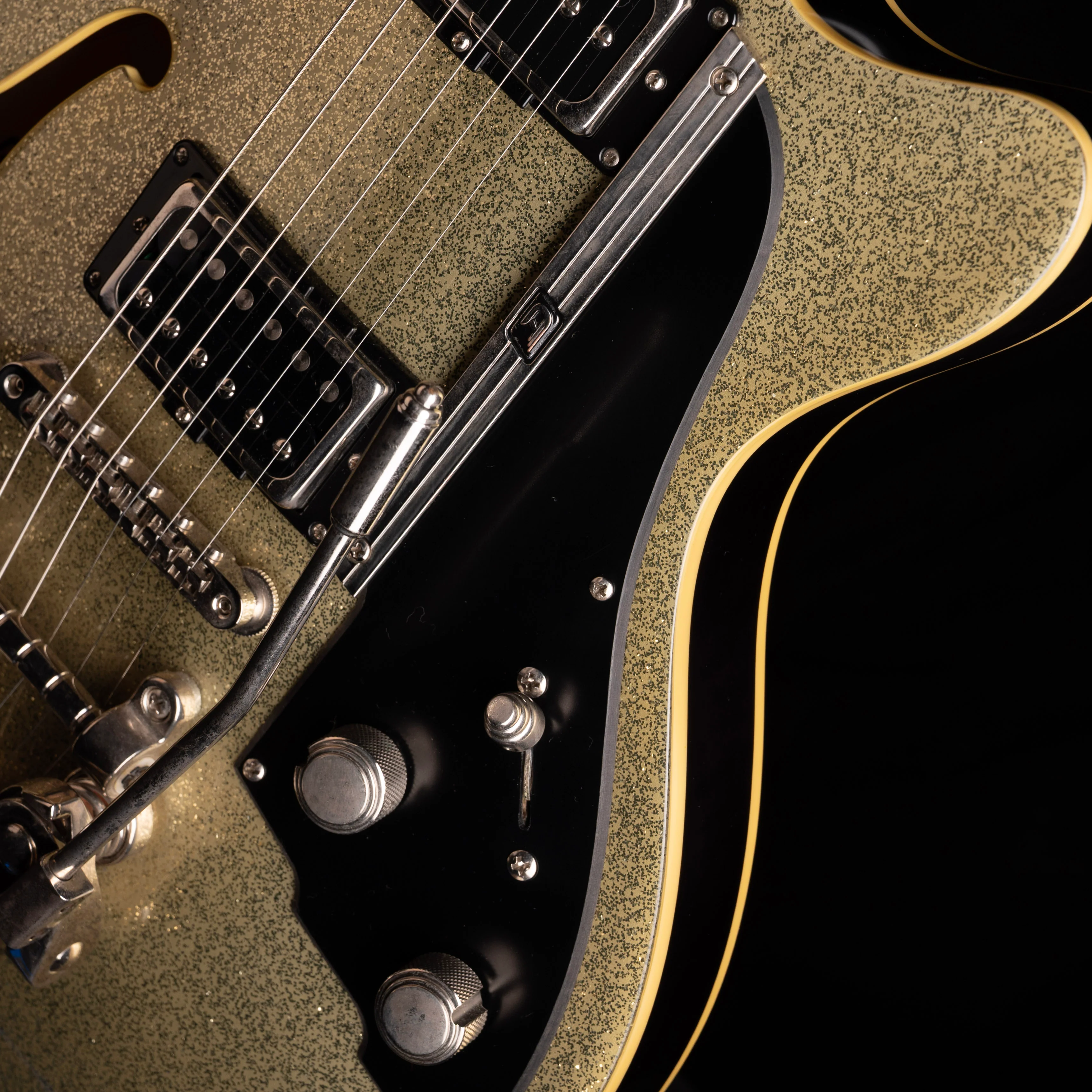 Pre-Owned Dusenberg Starplayer TV Gold Sparkle With OHSC - Image 6