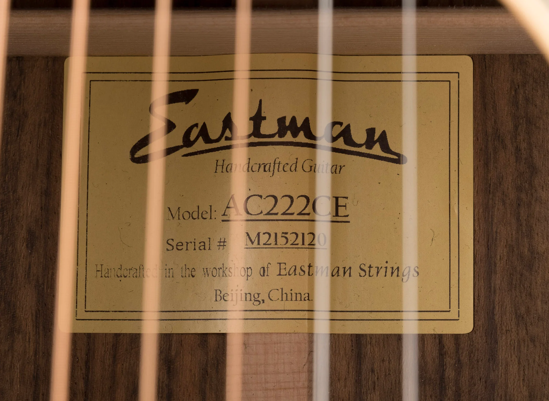 Pre Owned Eastman AC222CE Acoustic Guitar With Gig Bag - Image 10