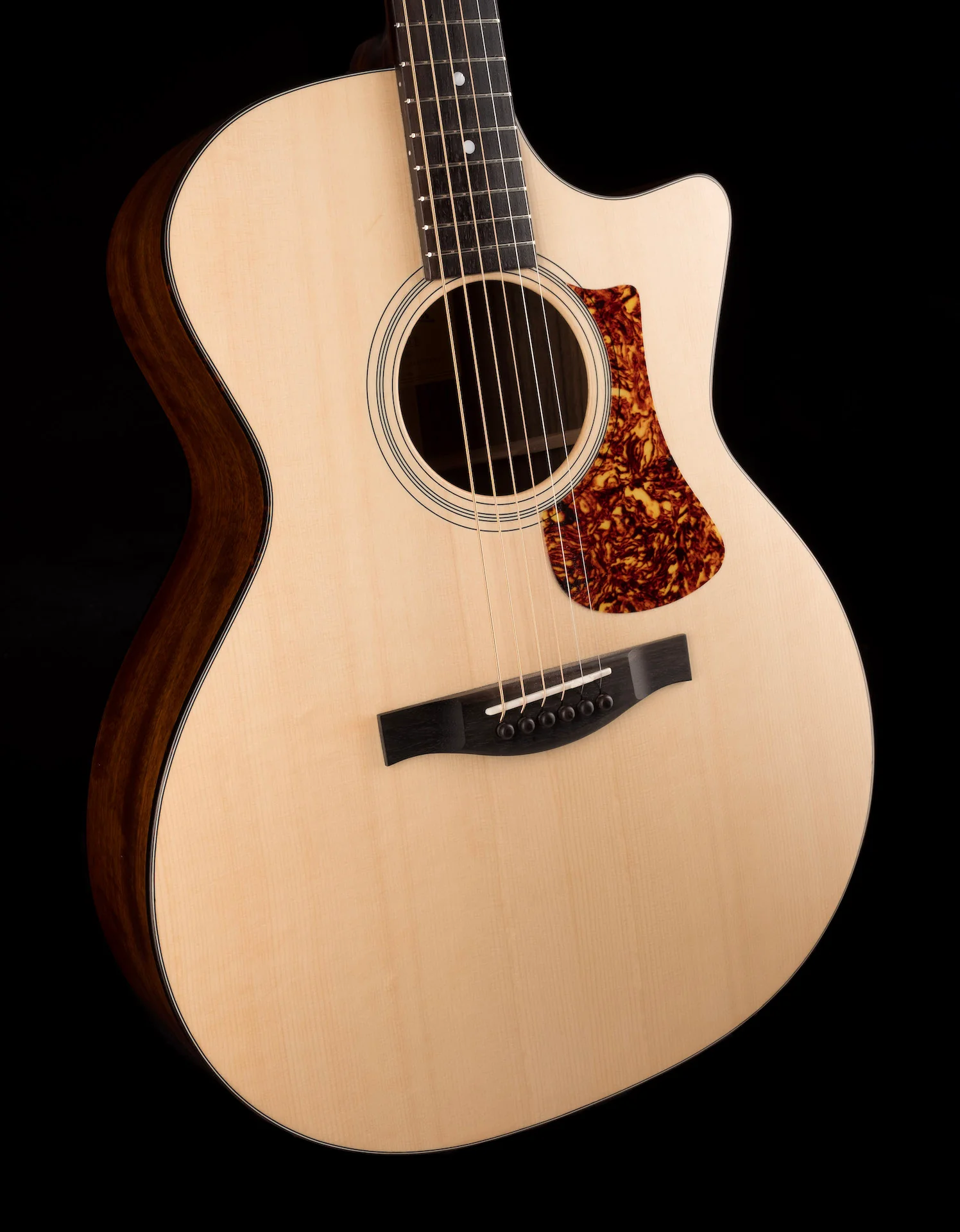 Pre Owned Eastman AC222CE Acoustic Guitar With Gig Bag - Image 8