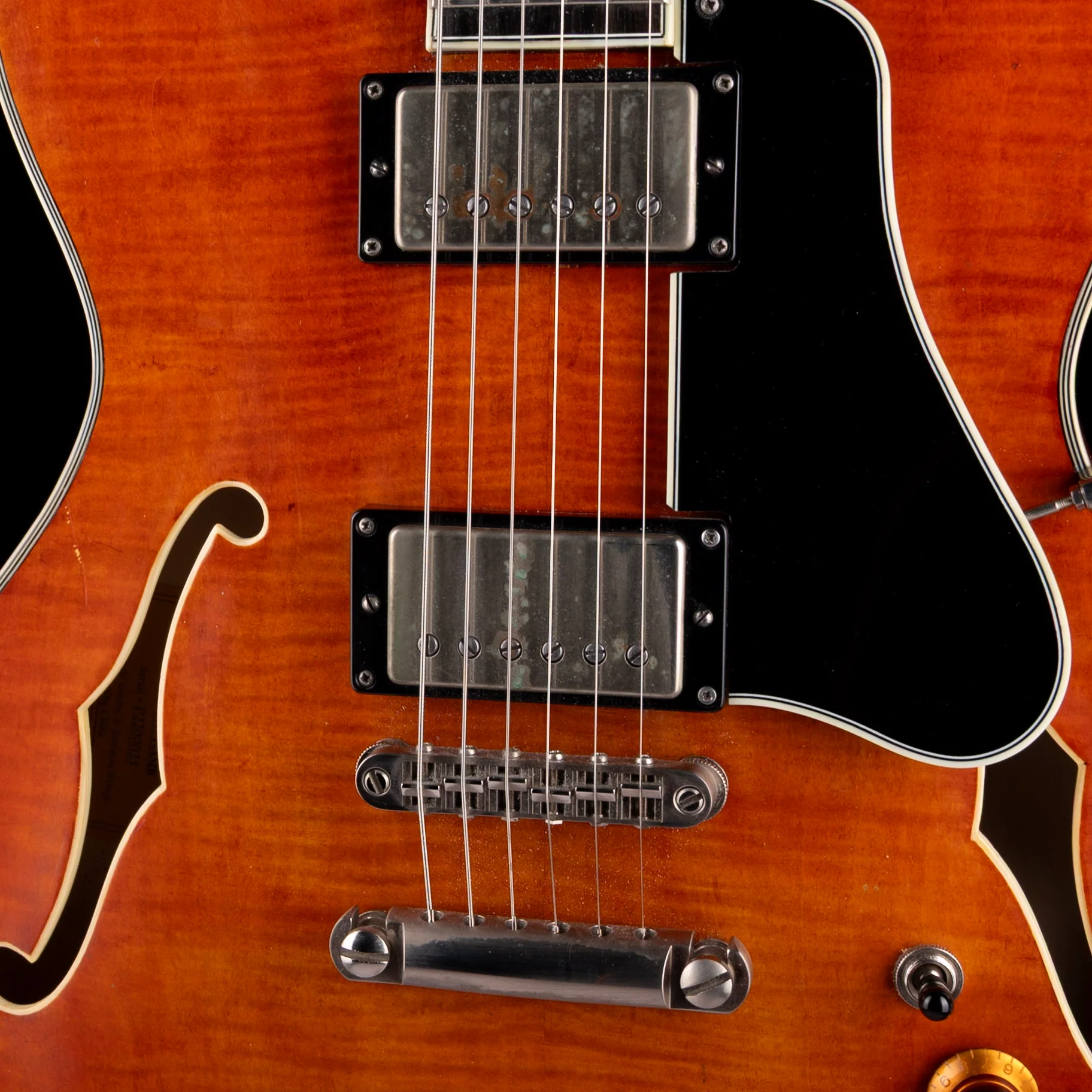 Pre Owned Eastman T59/V Antique Amber Electric Guitar With OHSC - Image 4