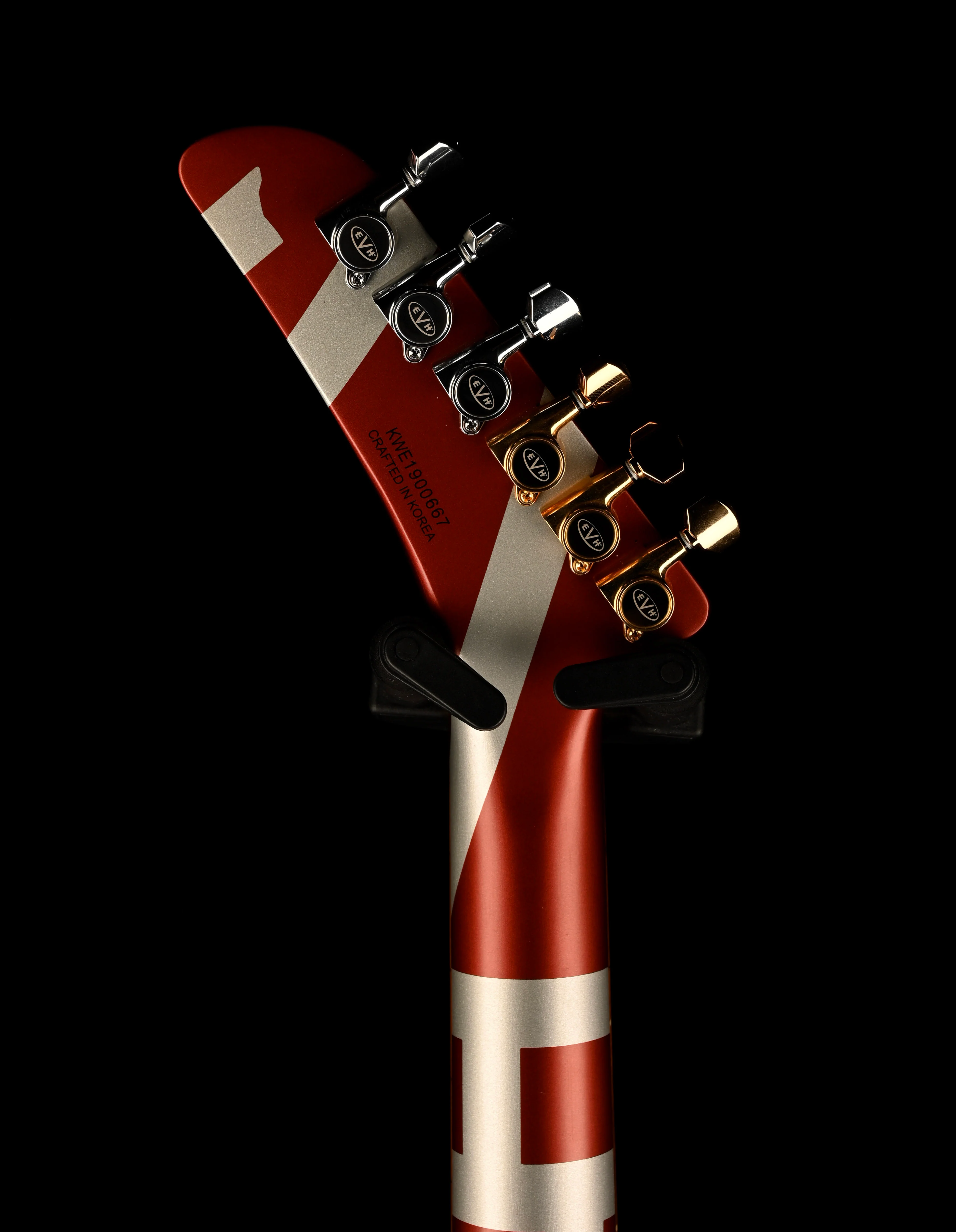Pre Owned EVH Shark Destroyer Red Stripe With Case - Image 17