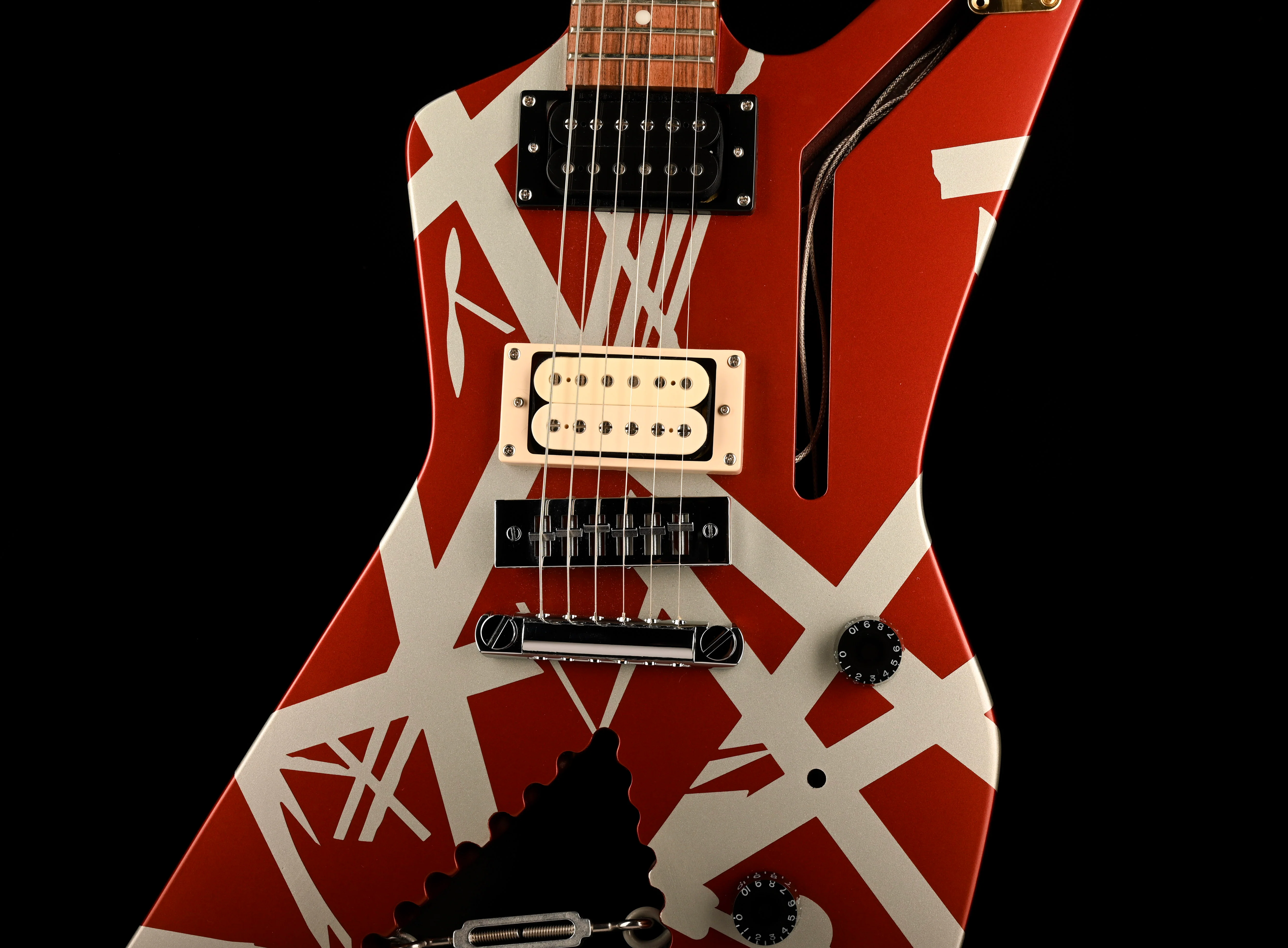 Pre Owned EVH Shark Destroyer Red Stripe With Case - Image 6