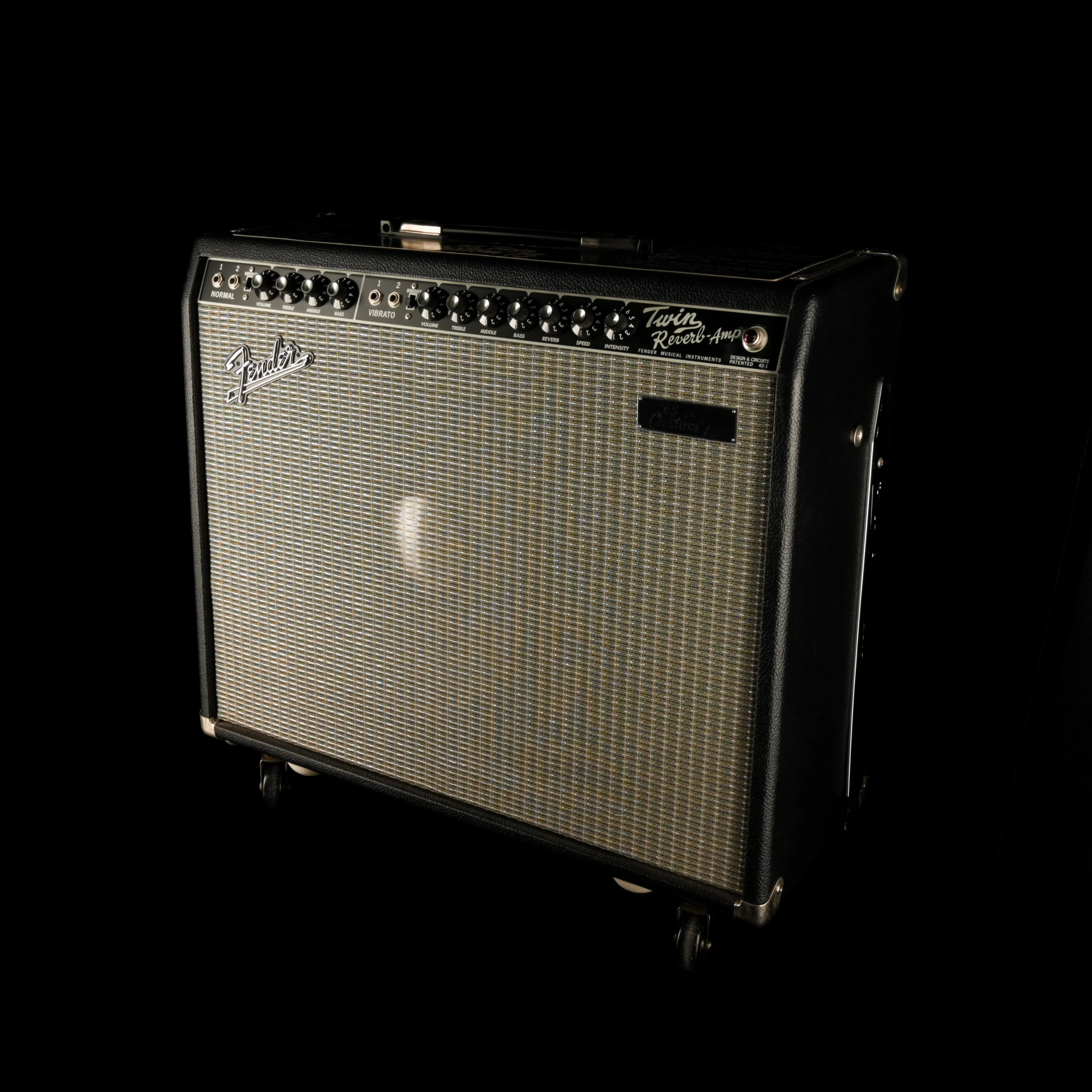 Pre Owned Fender 65 Twin Custom 15 Guitar Amp Combo With Footswitch And Cover - Image 2