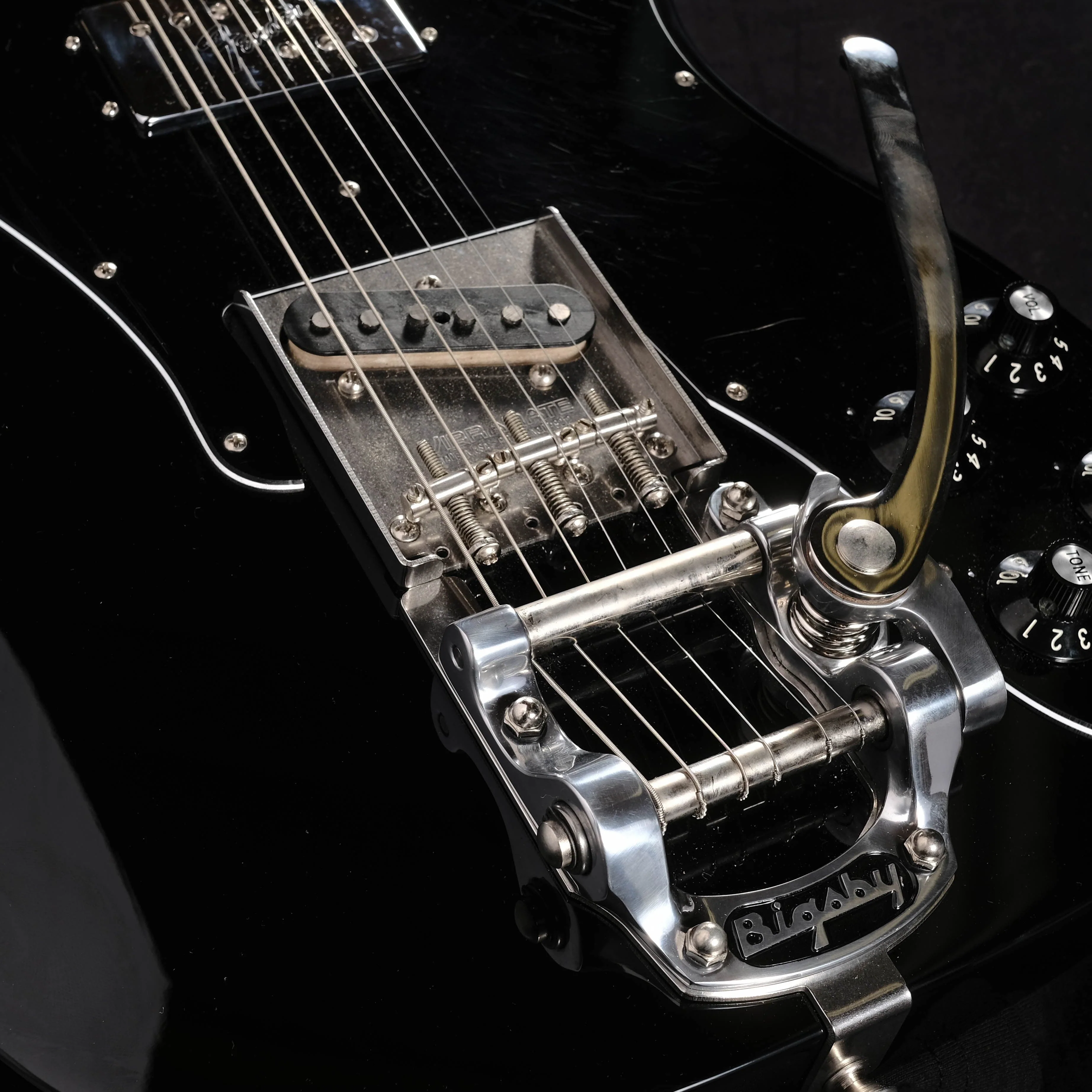 Used Fender '72 Tele Custom Mod Added Bigsby With Hard Case - Image 3