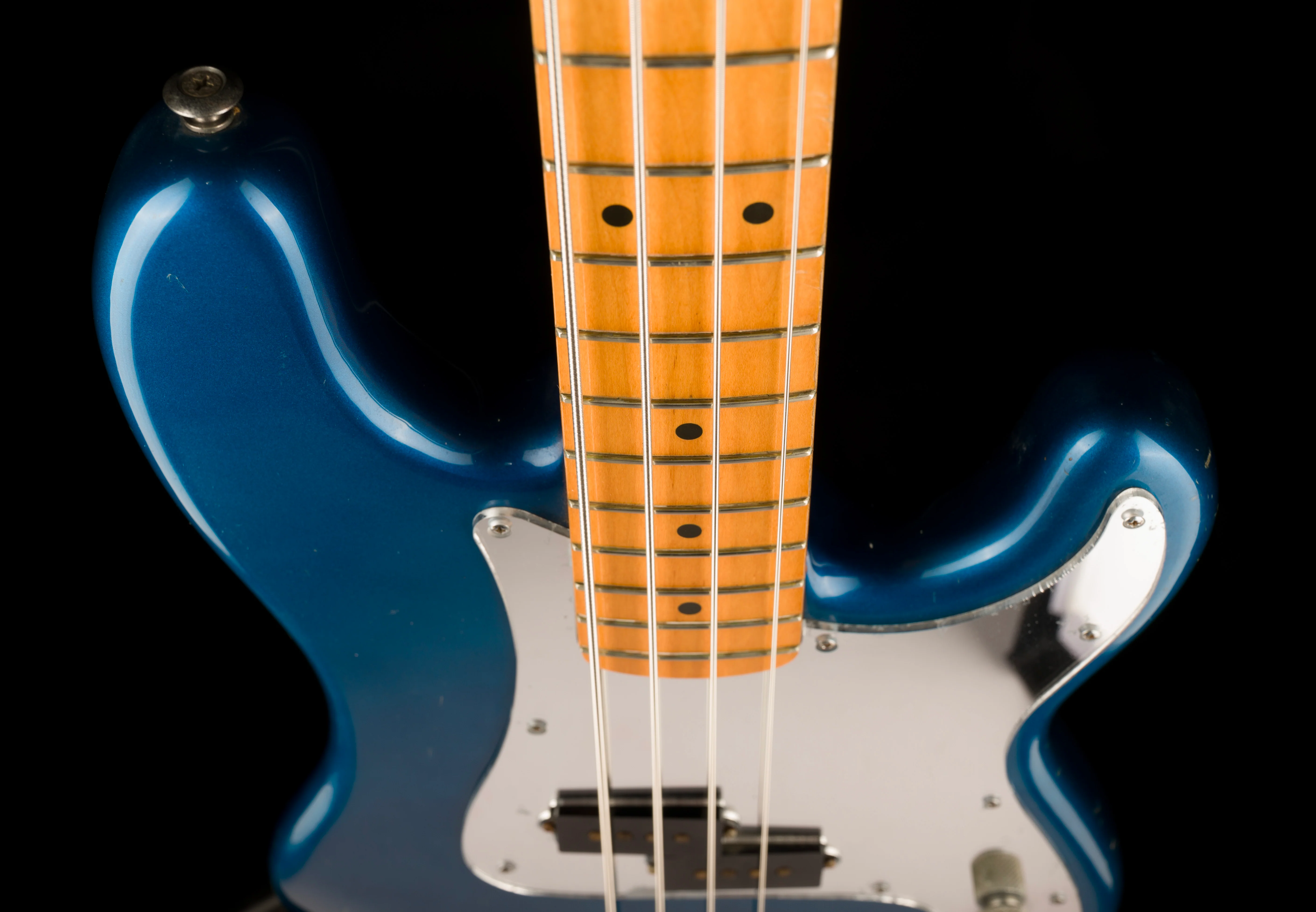 Pre Owned Fender 80’s Modded “Steve Harris-Style” Precision Bass Lake Placid Blue With Case - Image 9