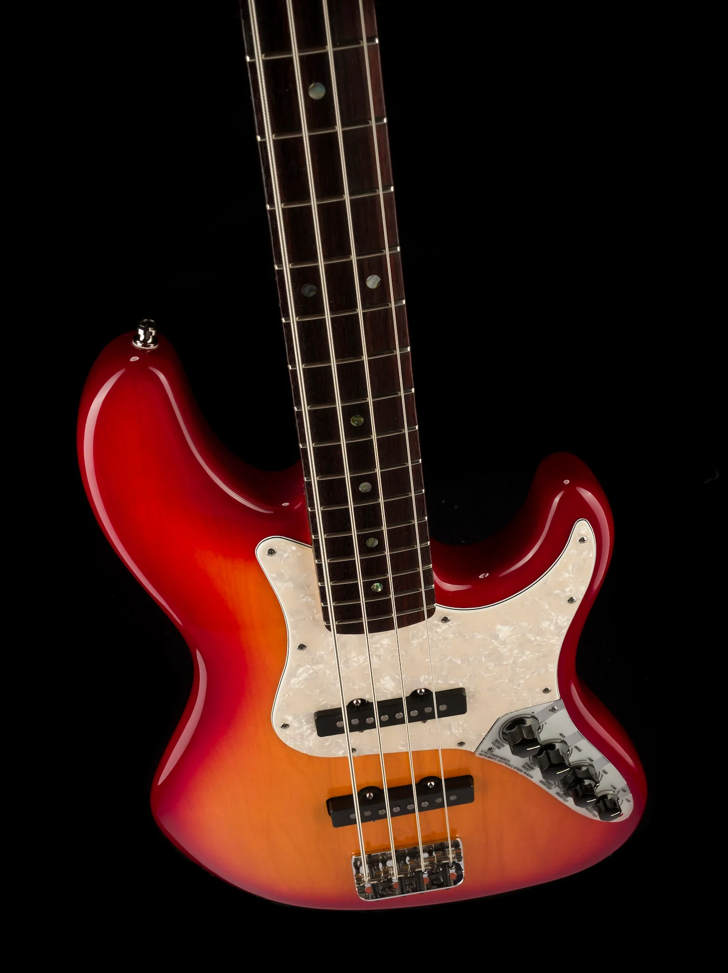 Pre Owned '05 Fender American Deluxe Jazz Bass Aged Cherry Burst With OHSC - Image 4