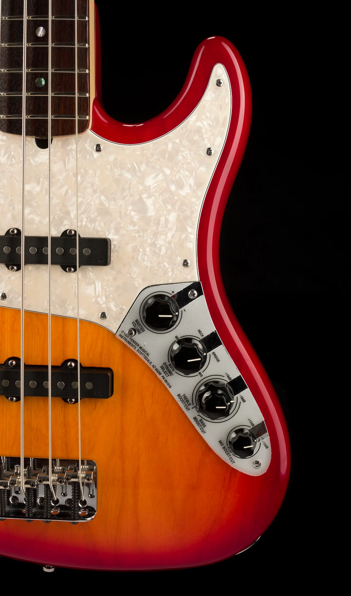 Pre Owned '05 Fender American Deluxe Jazz Bass Aged Cherry Burst With OHSC - Image 9