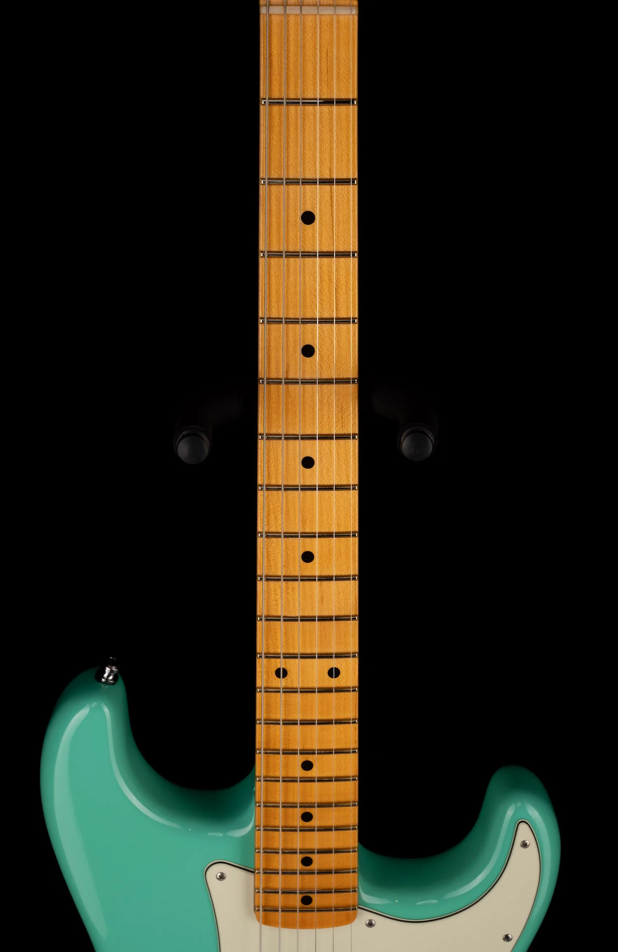 Pre Owned '14 Fender American Design Experience Stratocaster Seafoam Green W OHSC - Image 10