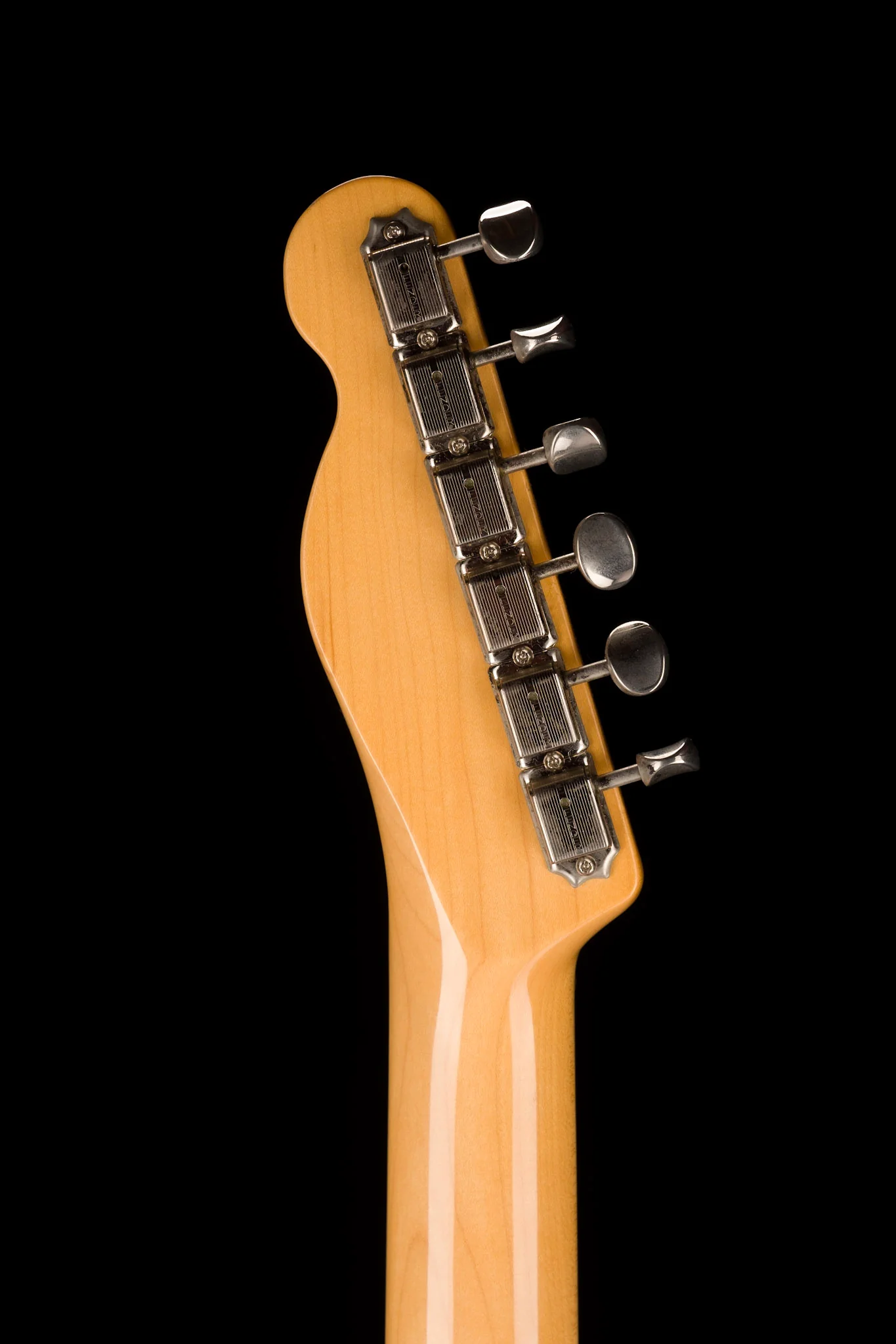 Pre Owned Fender American Original 60s Telecaster 3-Tone Sunburst With Case - Image 18