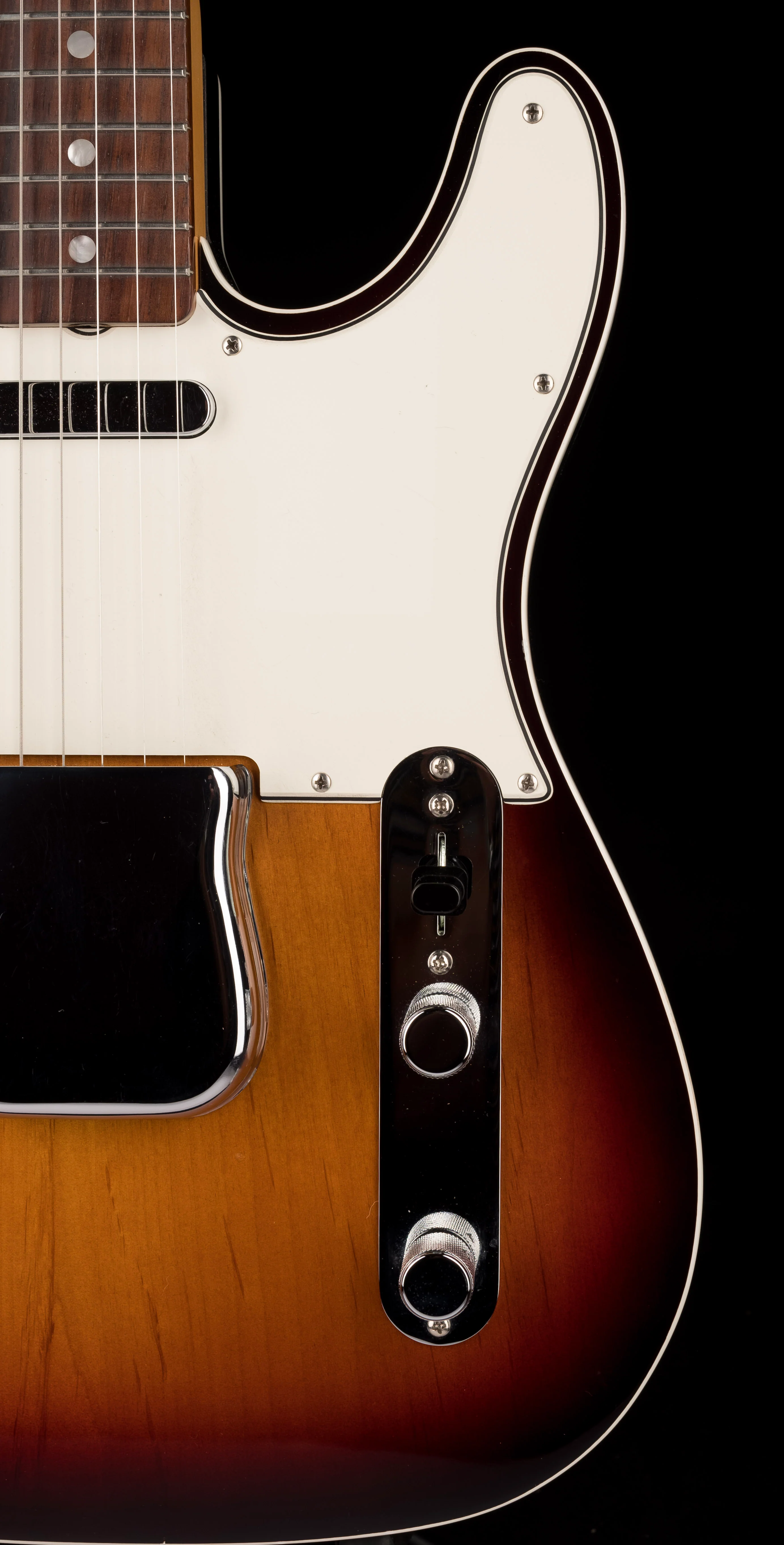 Pre Owned Fender American Original 60s Telecaster 3-Tone Sunburst With Case - Image 8