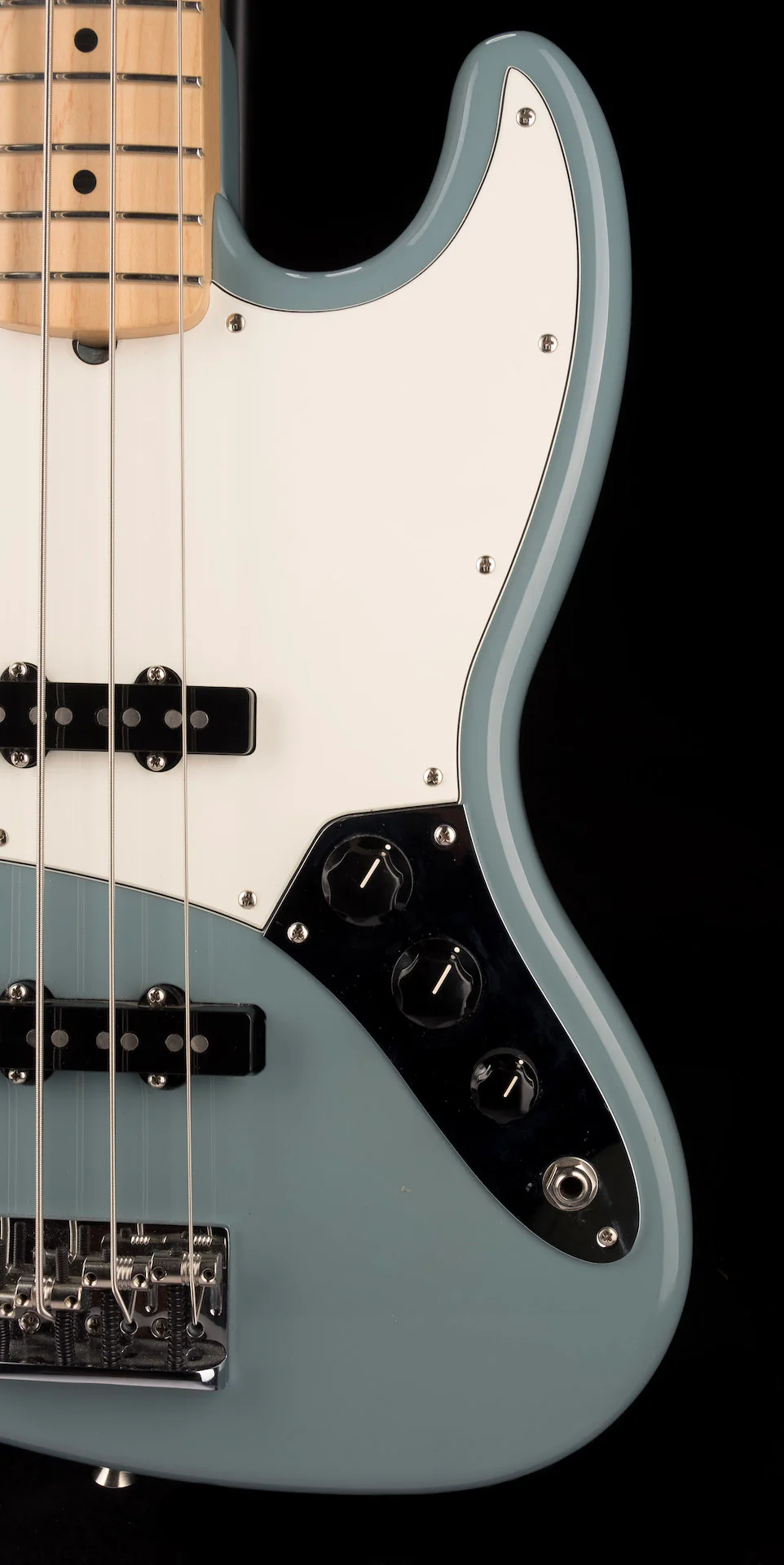 Pre Owned Fender American Professional Jazz Bass Body with Deluxe Special Neck Sonic Gray With Gig Bag - Image 9