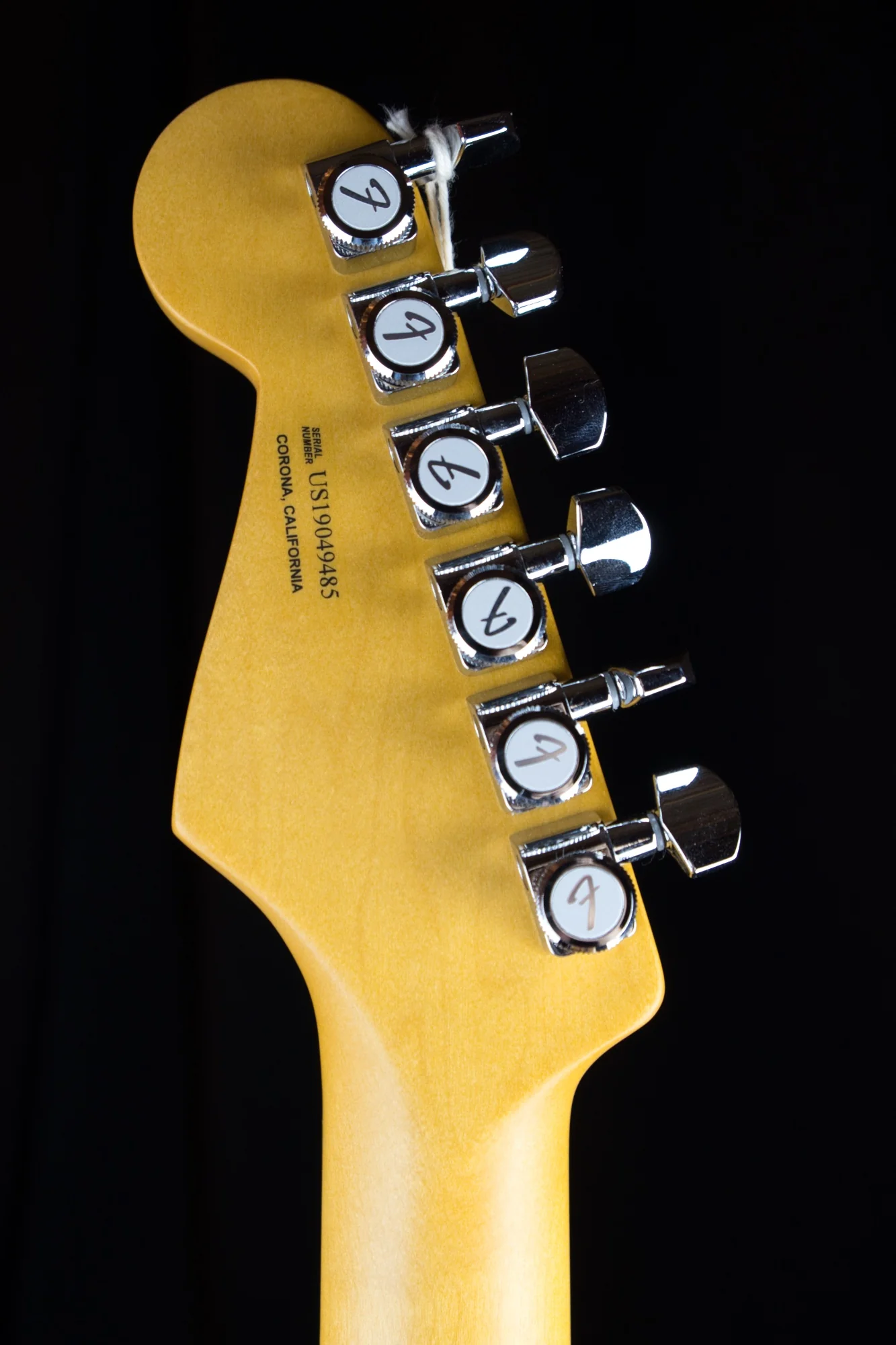 Pre Owned '19 Fender American Ultra Stratocaster Maple Neck Aged Natural W/ OHSC - Image 6