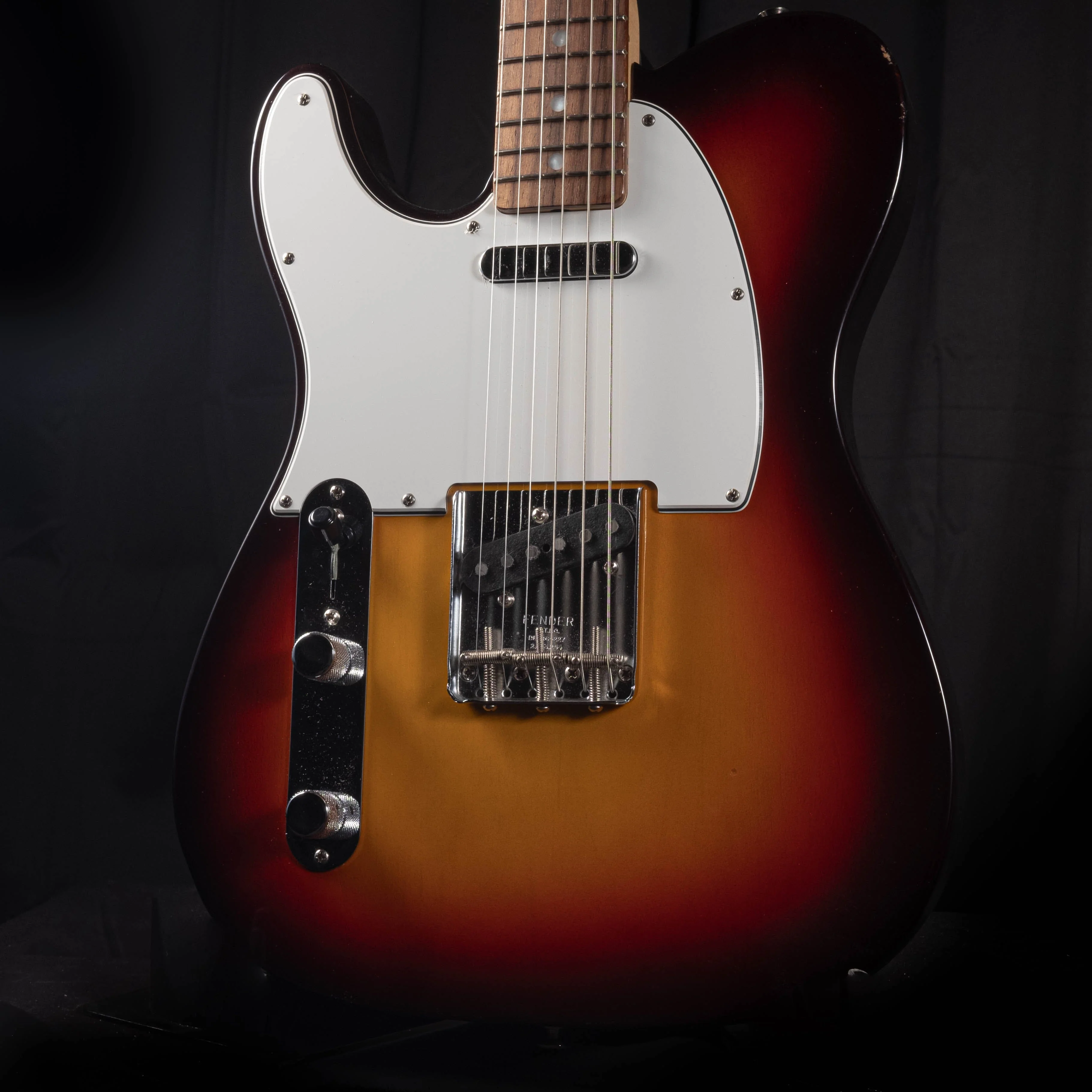 Pre-Owned Fender American Vintage '64 Left-Handed Telecaster - Sunburst With OHSC - Image 5