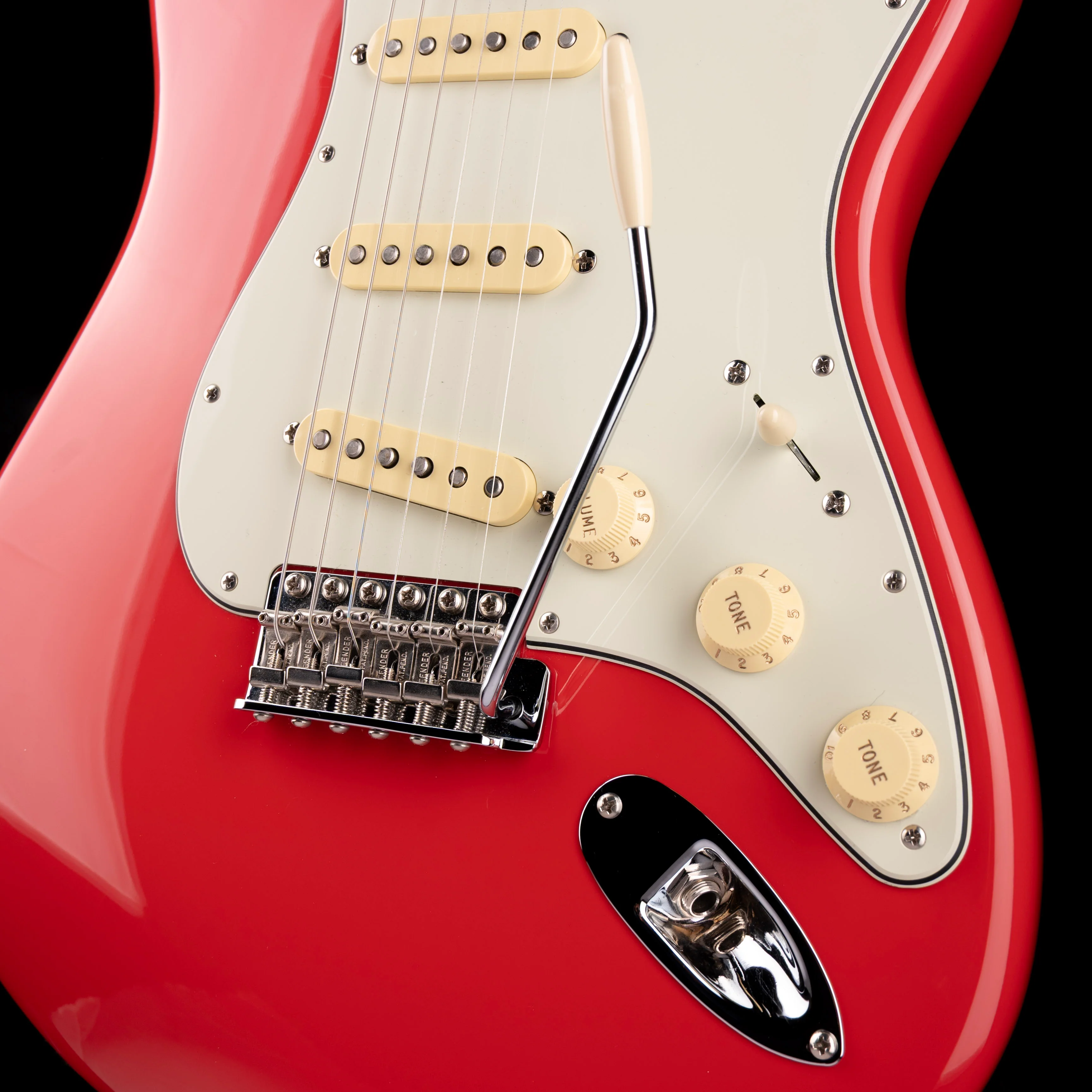 Pre Owned Fender American Vintage II 1961 Stratocaster Fiesta Red with OHSC #V2325739 - Image 5