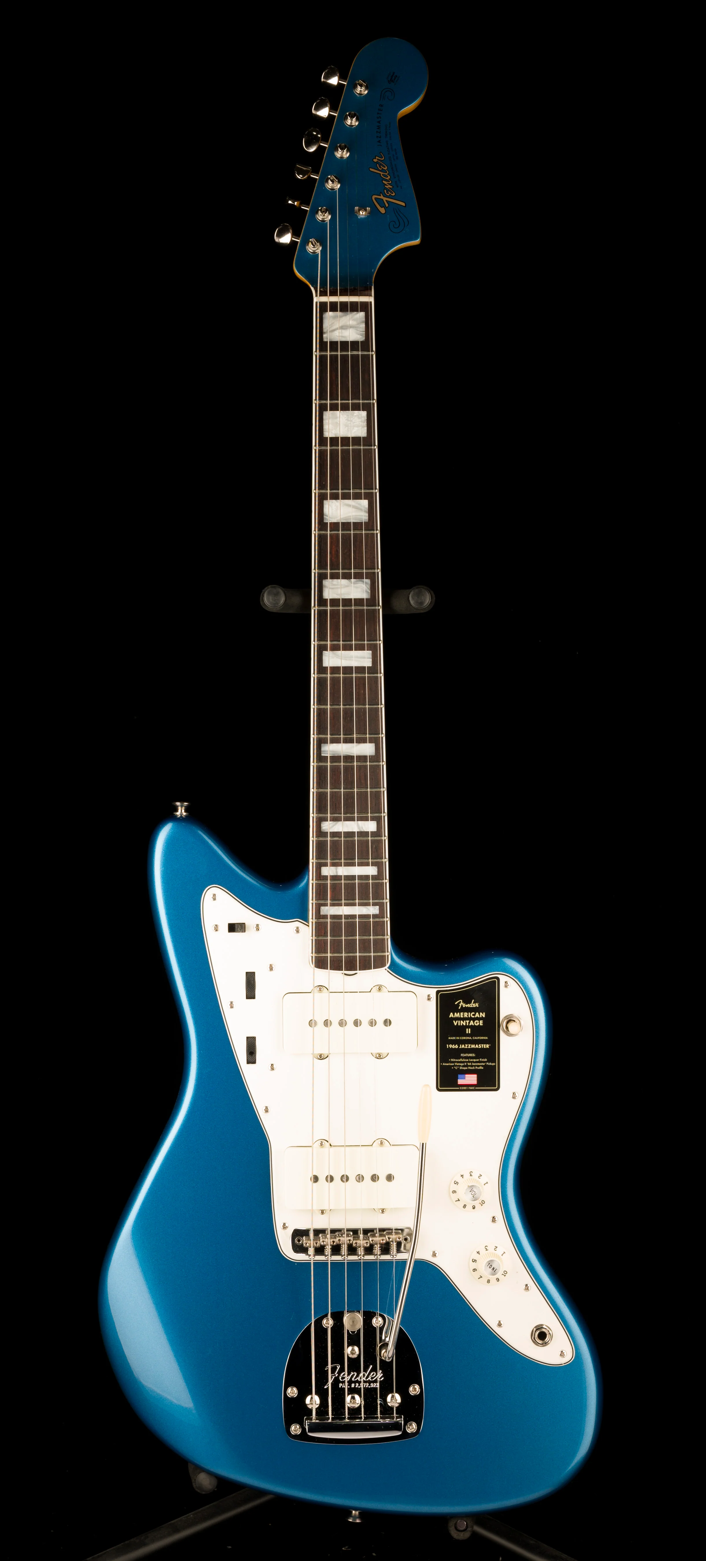 Pre Owned Fender American Vintage II 1966 Jazzmaster Lake Placid Blue With OHSC - Image 2