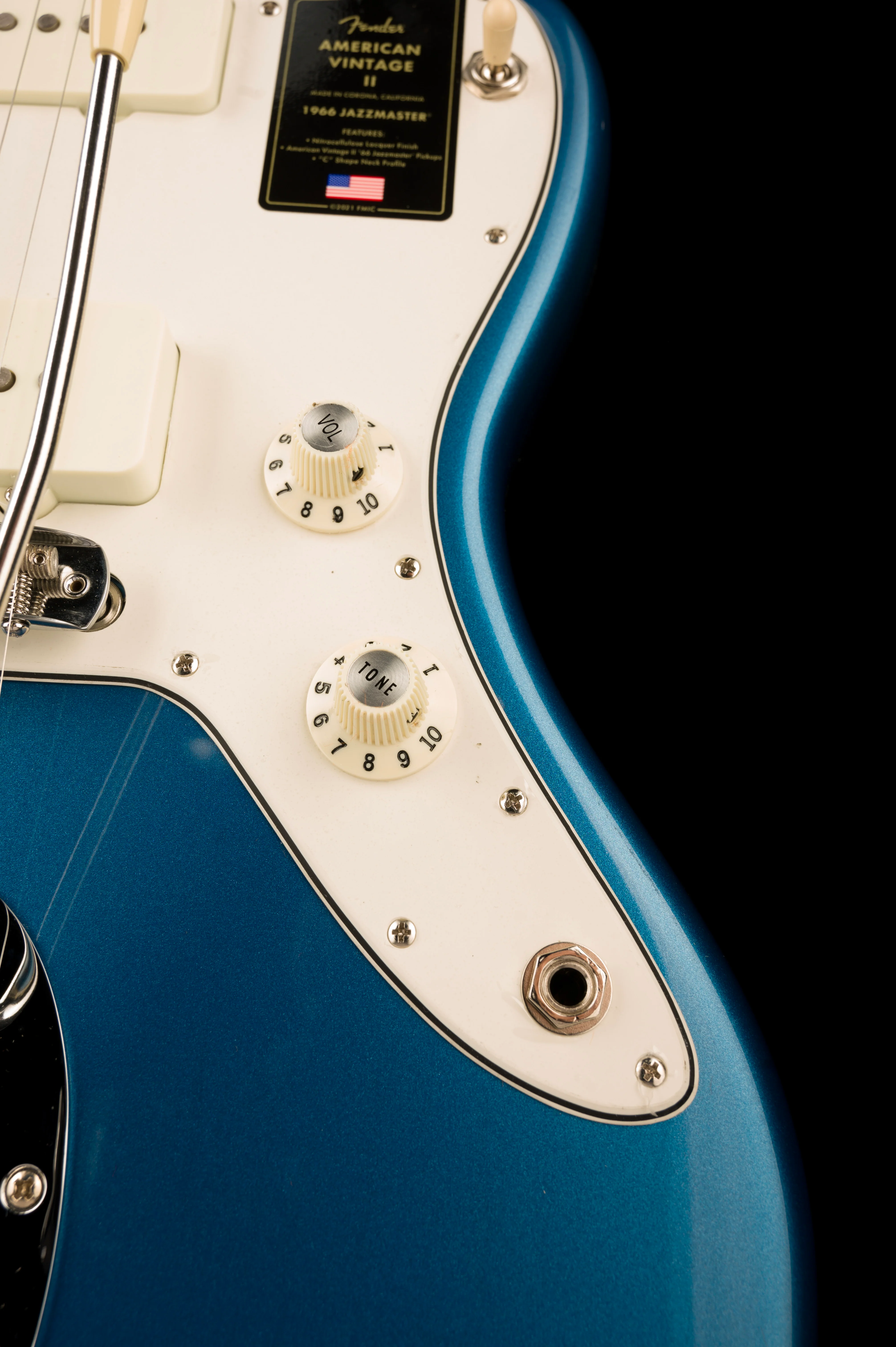 Pre Owned Fender American Vintage II 1966 Jazzmaster Lake Placid Blue With OHSC - Image 8