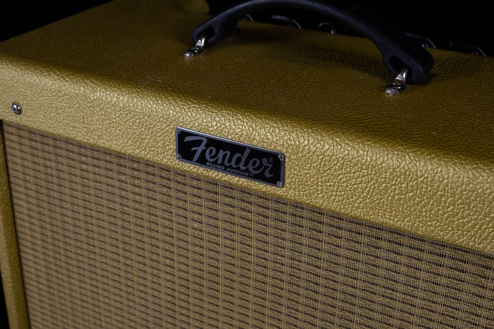 Pre Owned Limited Edition Fender FSR Blues Jr III Gold Rush Tube Guitar Amp Combo - Image 2