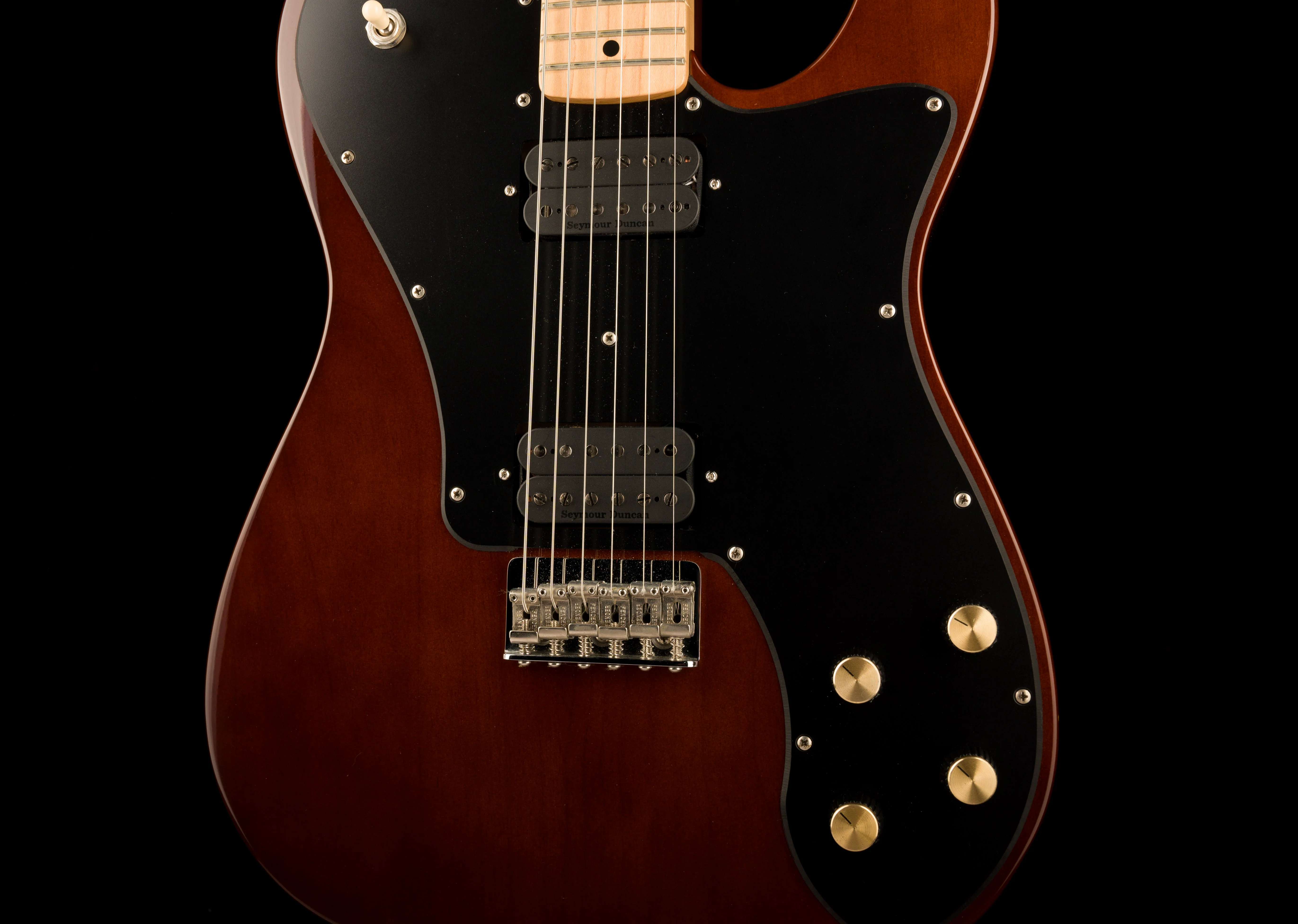 Pre Owned Fender Classic Series '72 Telecaster Deluxe Walnut With Gig Bag - Image 6
