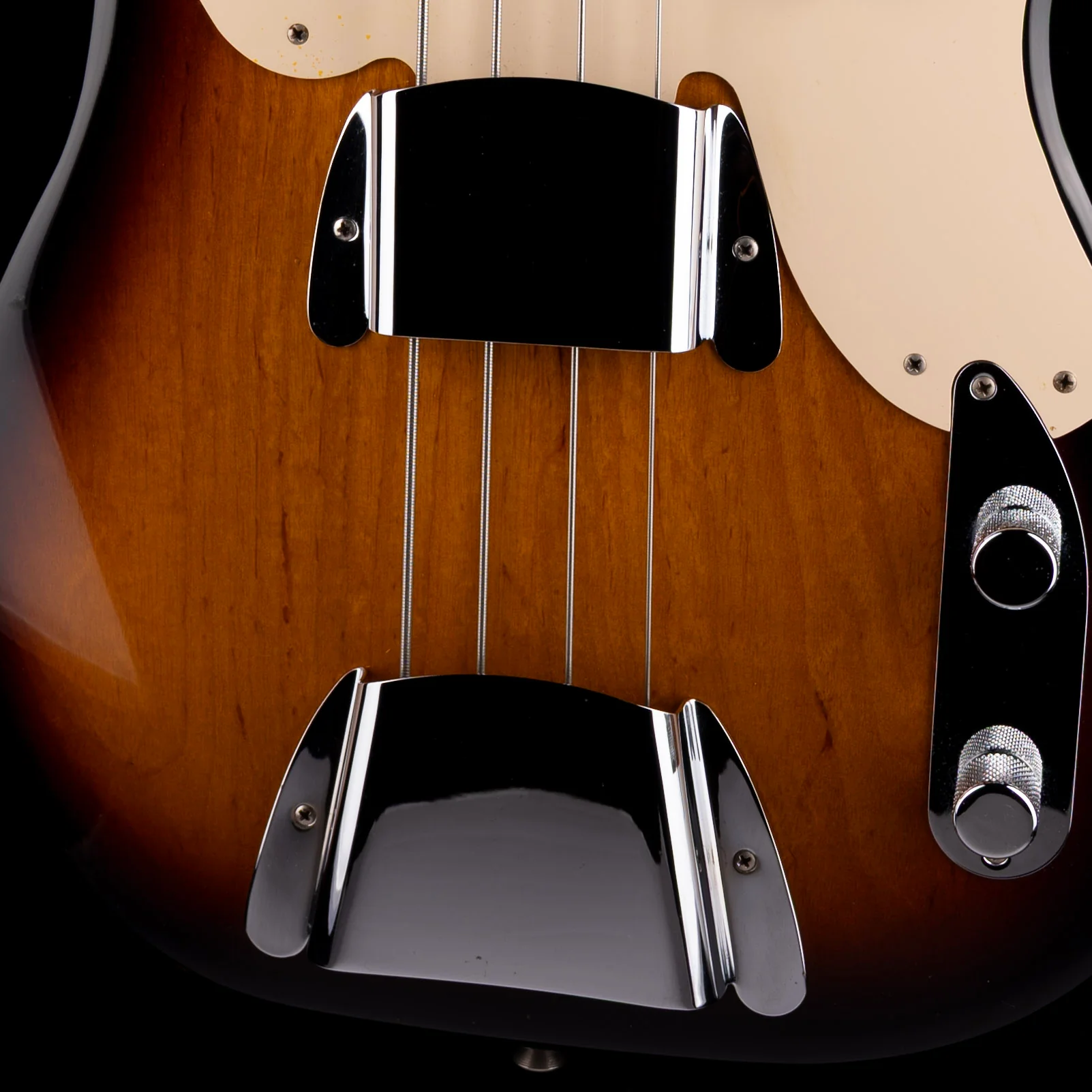 Pre Owned Fender Custom Shop 1955 Precision Bass NOS Sunburst With OHSC - Image 4