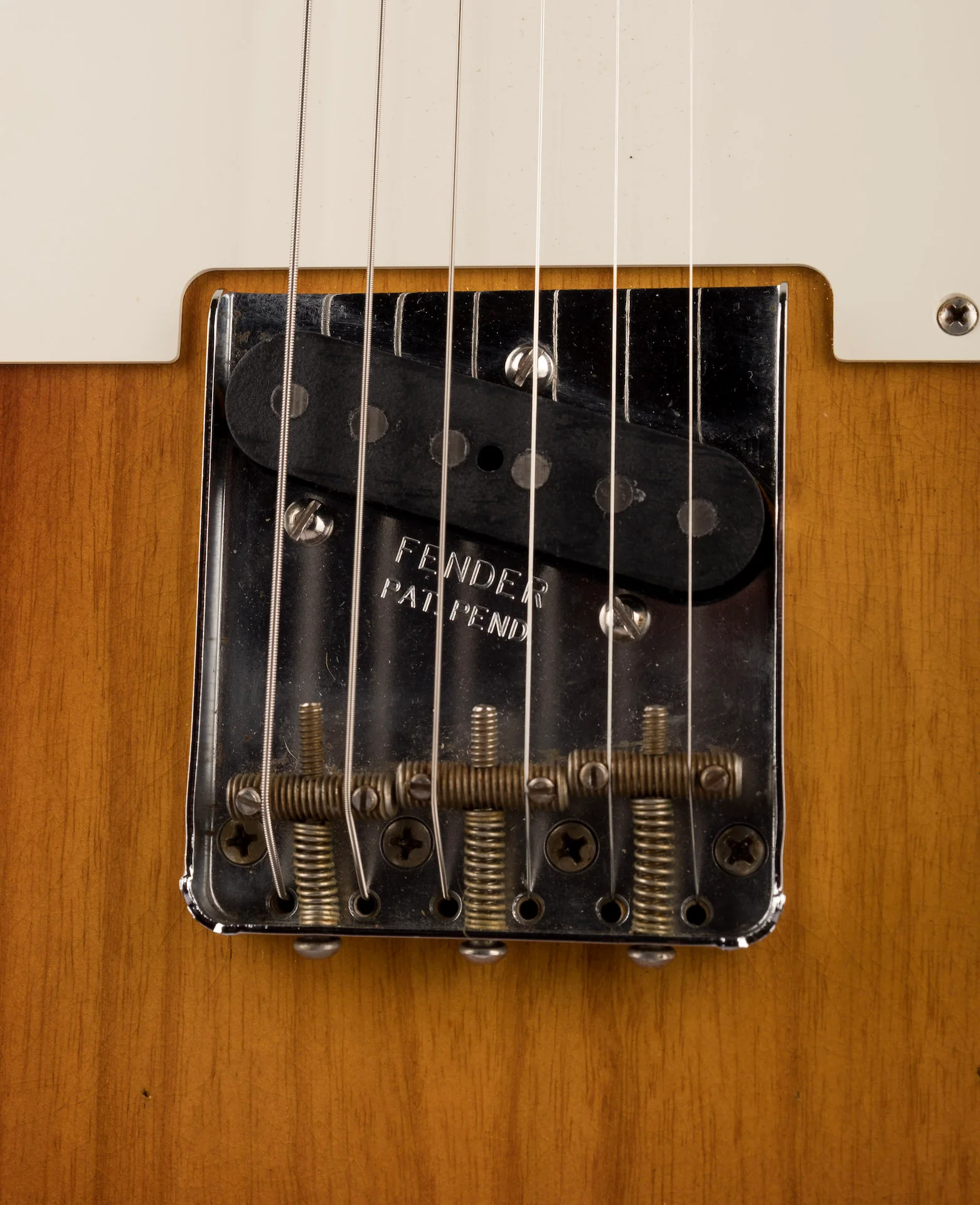 Pre Owned Fender Custom Shop 1959 Esquire Sunburst With OHSC - Image 6