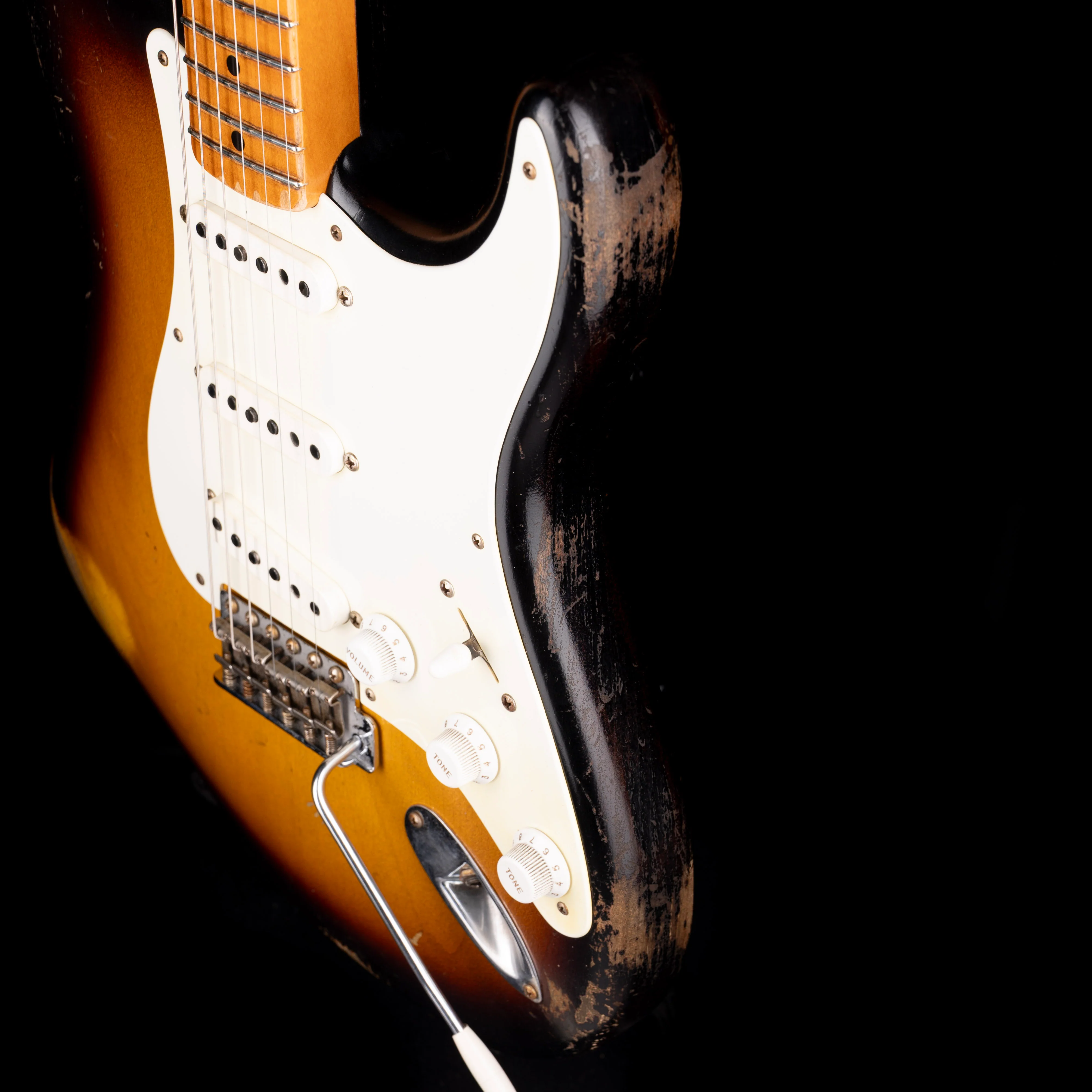 Pre Owned Fender Custom Shop Masterbuilt Carlos Lopez 1956 Stratocaster Relic 2-Tone Sunburst With OHSC - Image 8