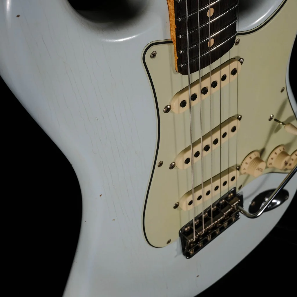 Pre Owned '19 Fender Custom Shop  "59 Special" Stratocaster Journeyman Relic Super Faded Sonic Blue w/ OHSC - Image 6