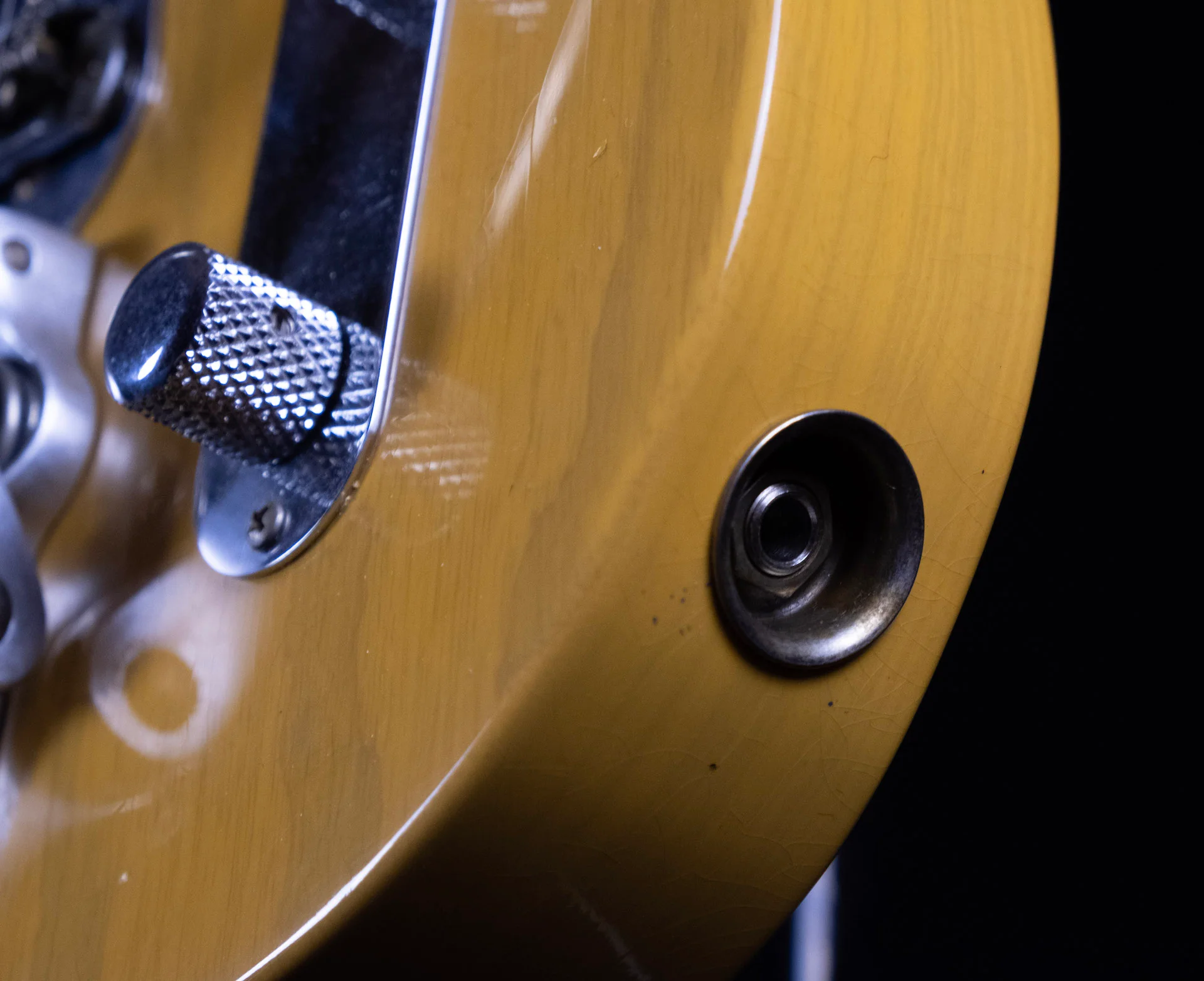 Used '20 Fender Custom Shop 50's Vibra Telecaster Journeyman Relic Butterscotch Blonde  w Bigsby & OHSC - Image 7