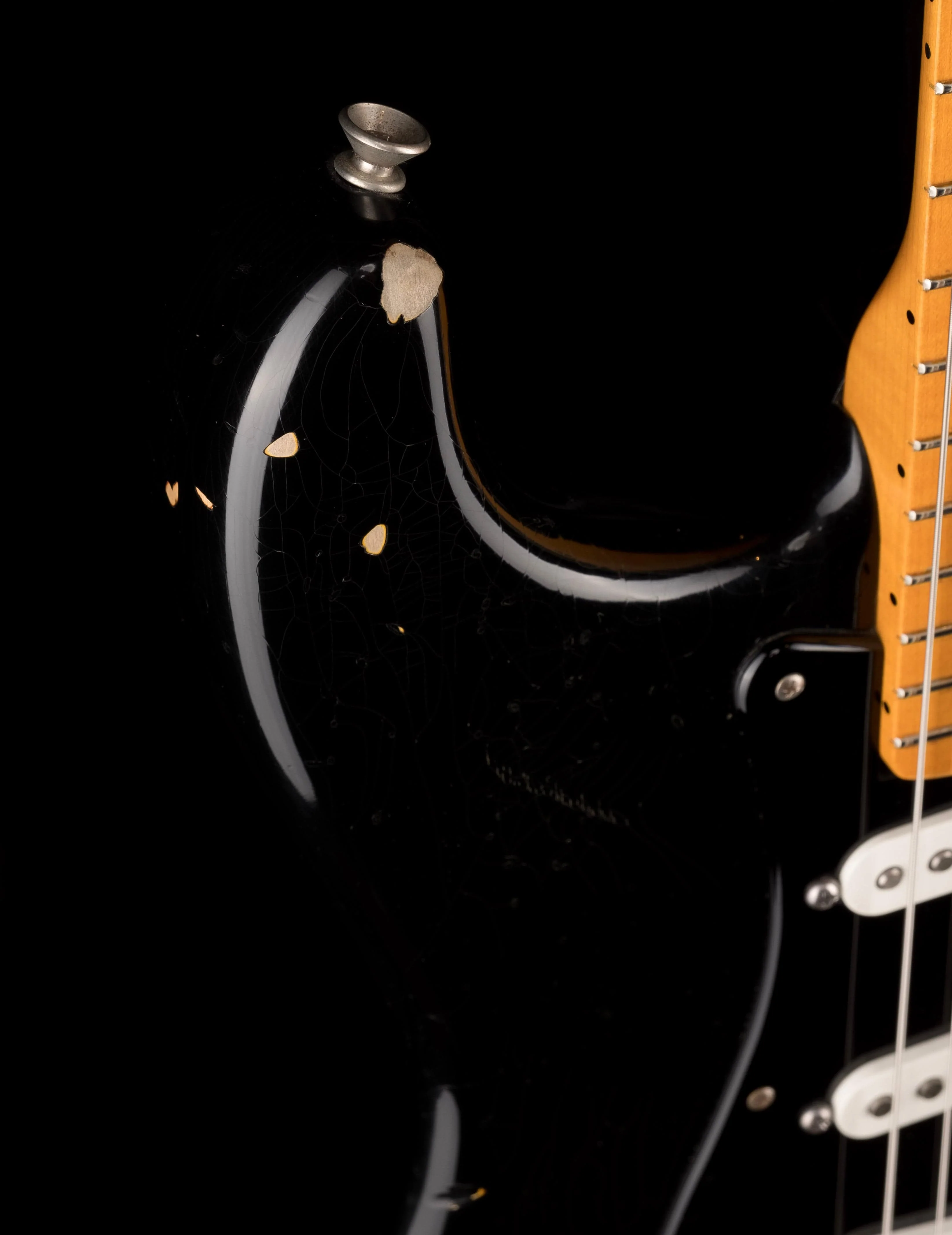 Pre-Owned Fender Custom Shop David Gilmour Stratocaster Relic Black over 3-Tone Sunburst - Image 11