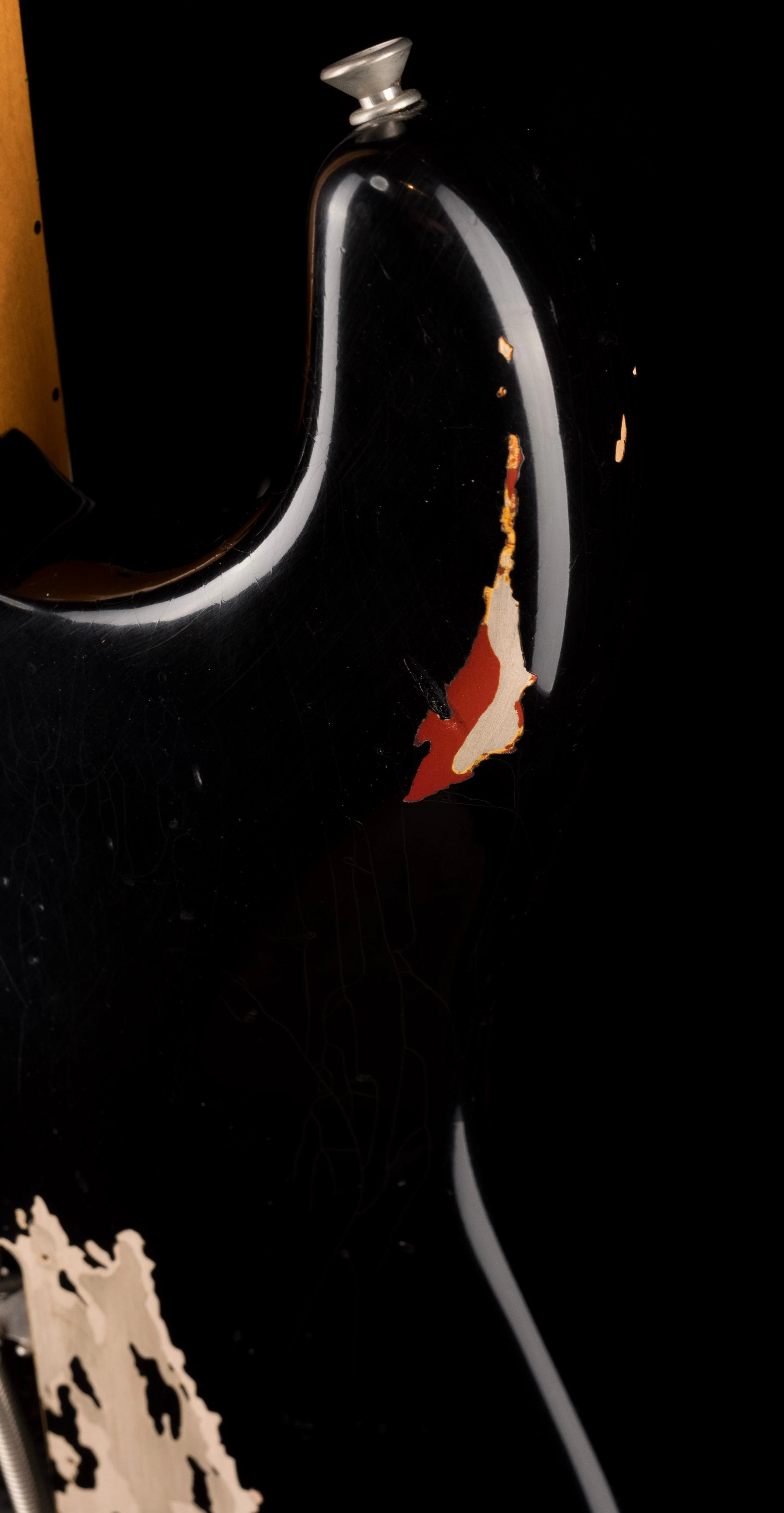Pre-Owned Fender Custom Shop David Gilmour Stratocaster Relic Black over 3-Tone Sunburst - Image 23