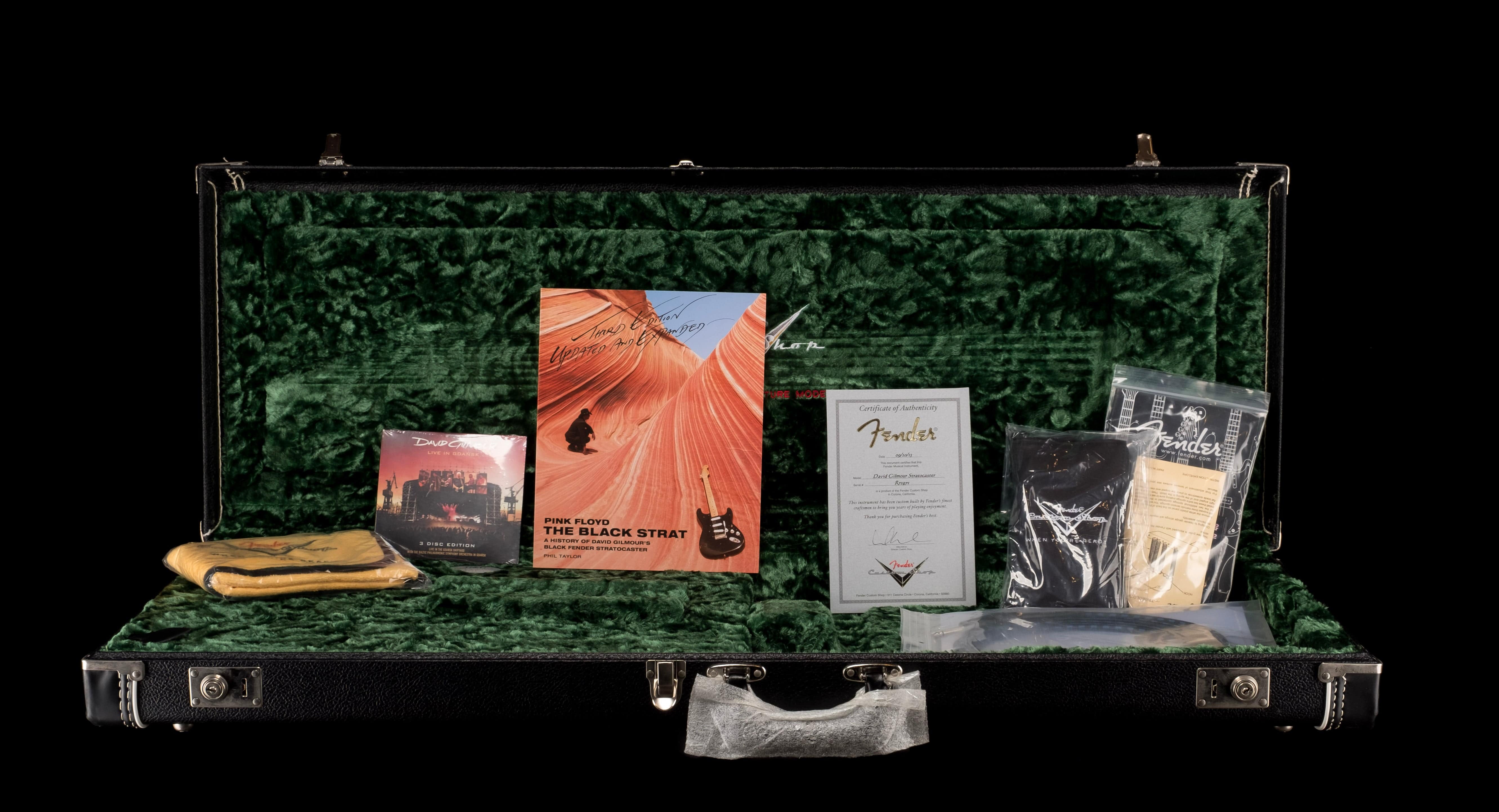 Pre-Owned Fender Custom Shop David Gilmour Stratocaster Relic Black over 3-Tone Sunburst - Image 30