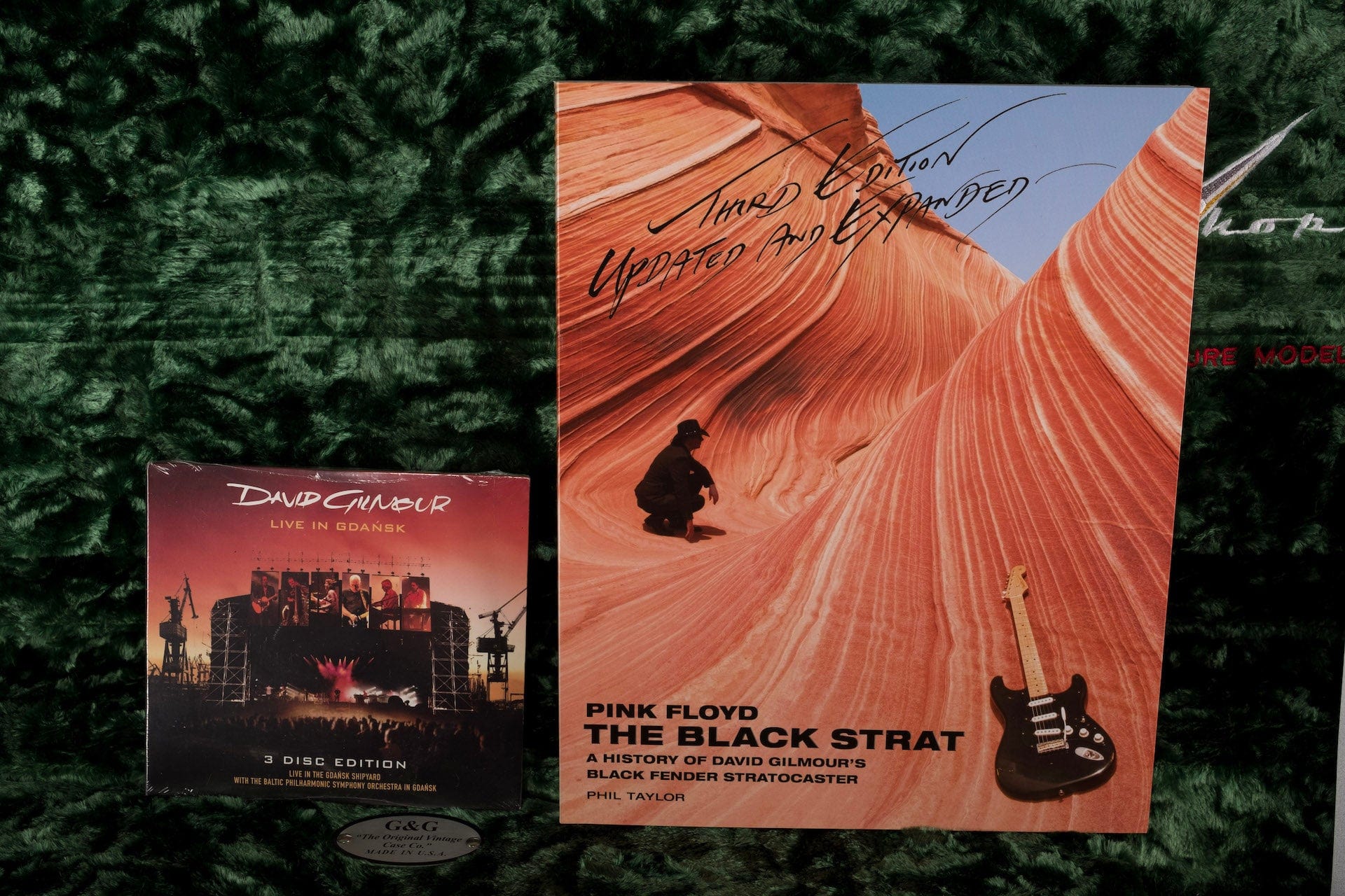 Pre-Owned Fender Custom Shop David Gilmour Stratocaster Relic Black over 3-Tone Sunburst - Image 31