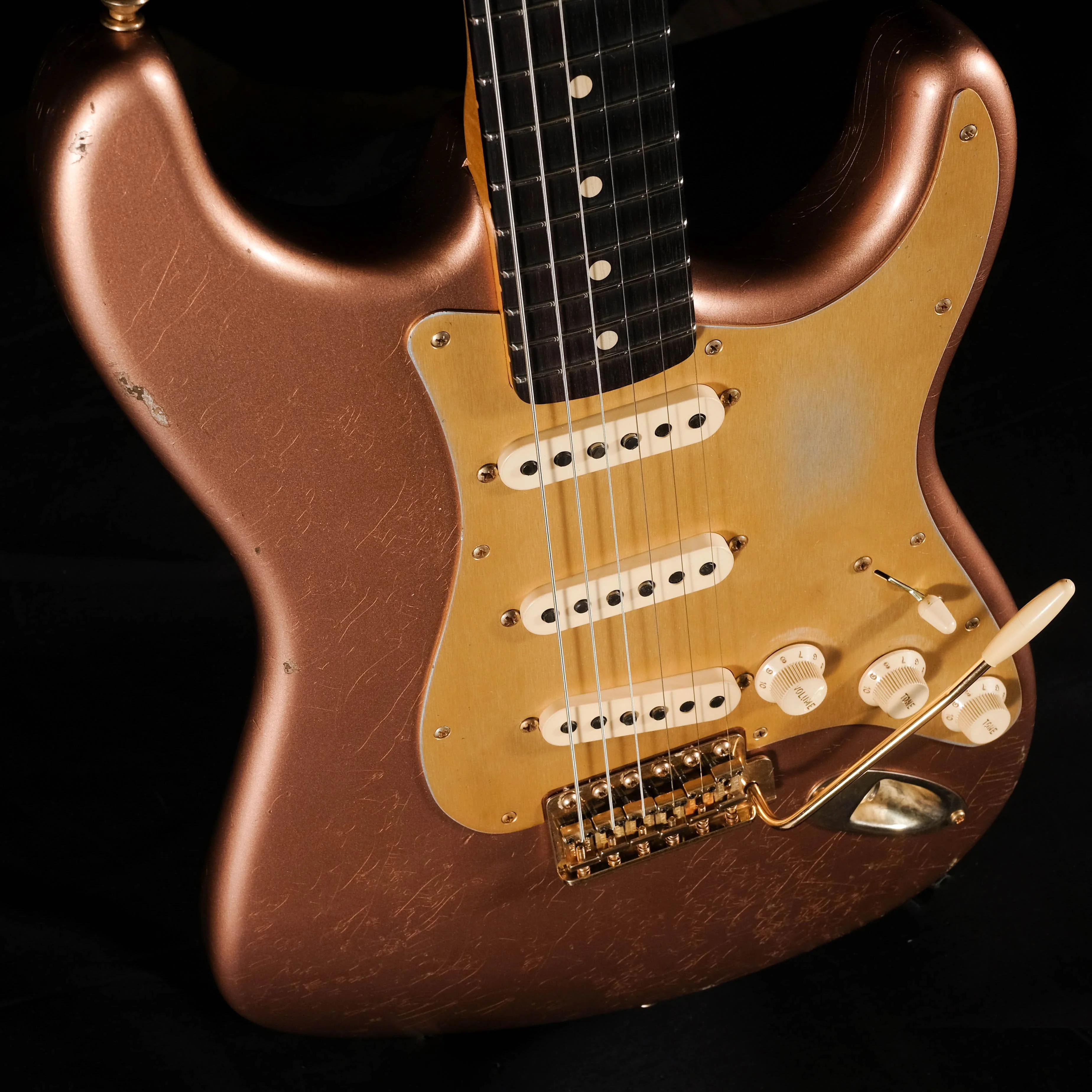 Preowned Fender Custom Shop "Golden Rose" 1959 Strat Relic Copper Metallic With OHSC - Image 4