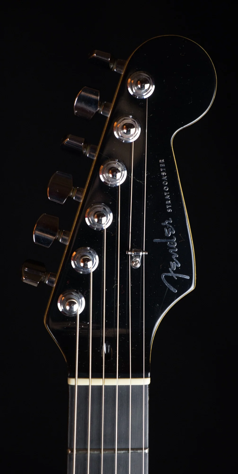 Pre Owned  Fender Custom Shop Limited Edition Aluminum Body Stratocaster W/ OHSC - Image 7